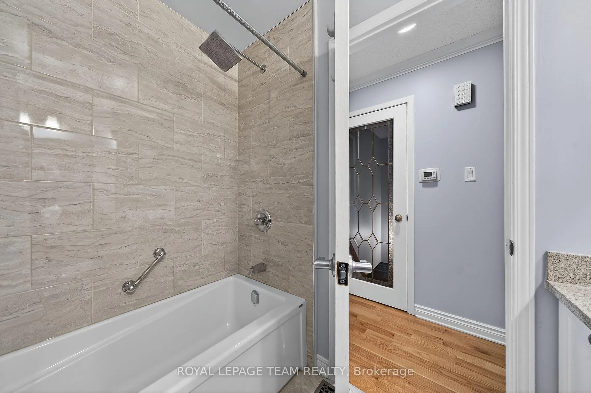 Photo 27 of 11 Glen Abbey Crescent, Ottawa, Stittsville (Central) — HOMEH