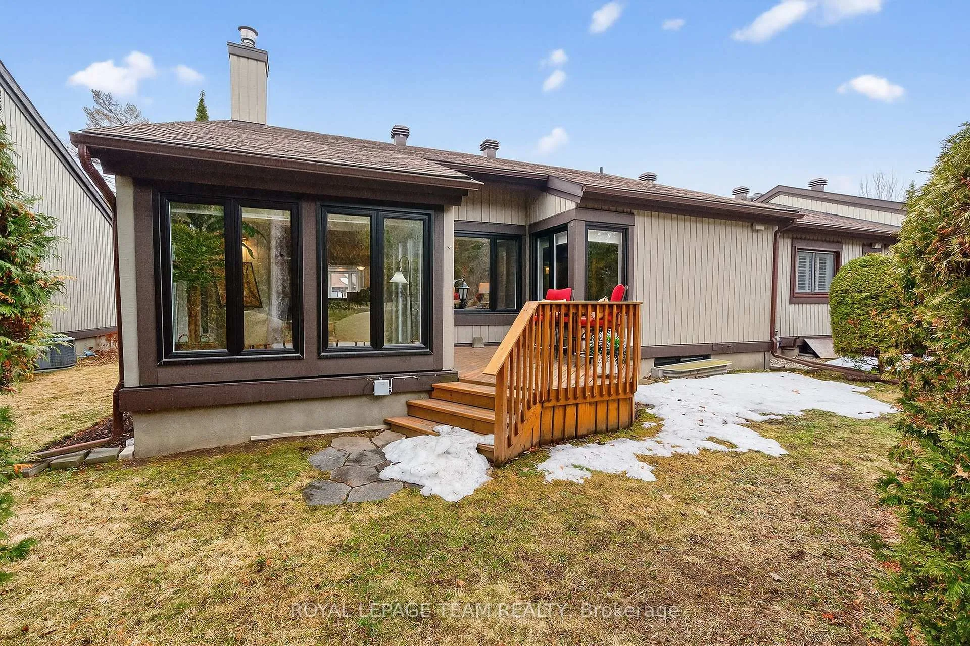 Photo 40 of 11 Glen Abbey Crescent, Ottawa, Stittsville (Central) — HOMEH