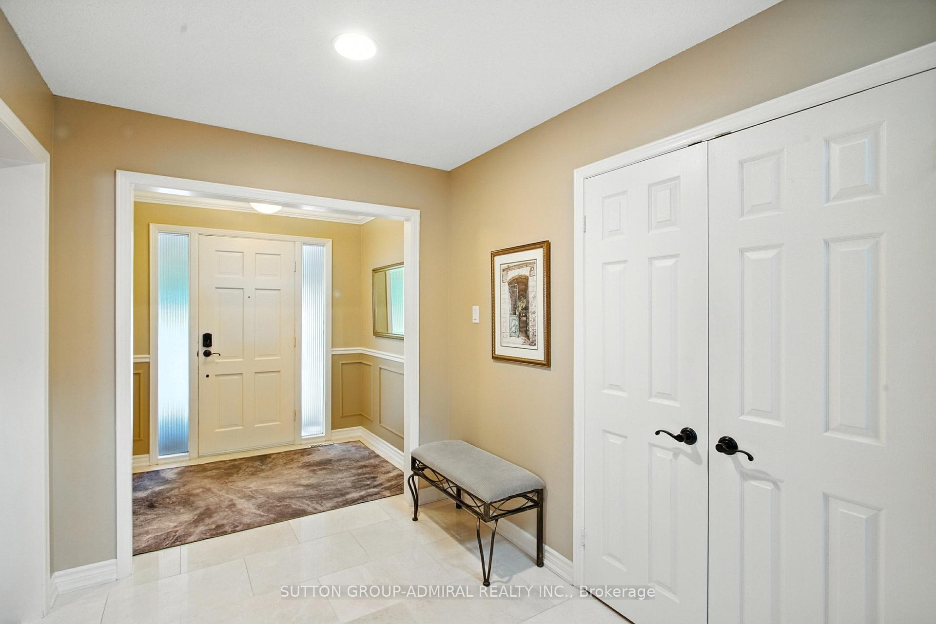 Photo 2 of 12 Glendale Road, Markham, Thornlea — HOMEH