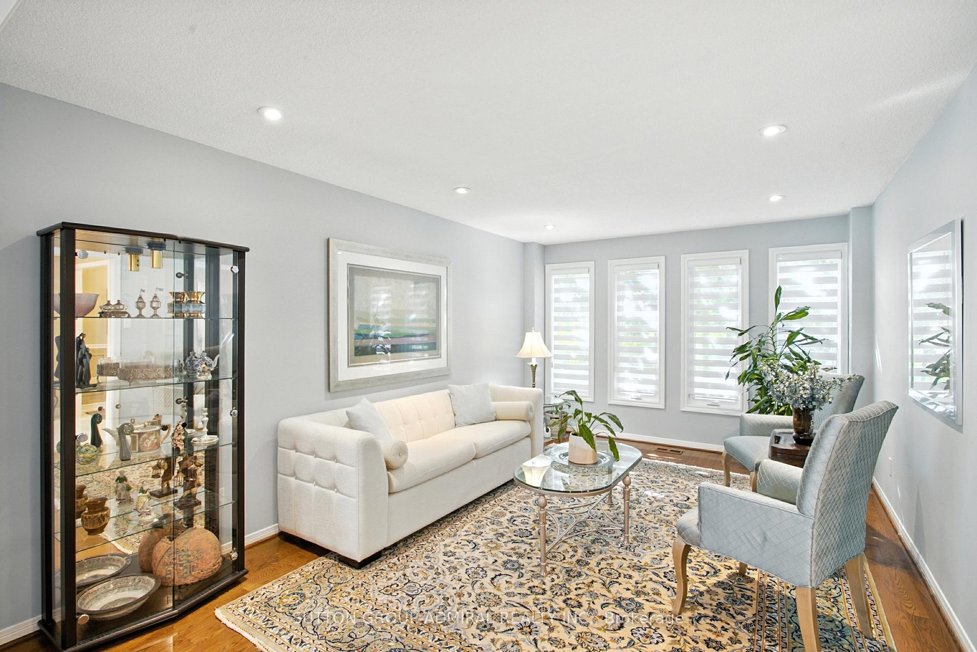 Photo 4 of 12 Glendale Road, Markham, Thornlea — HOMEH