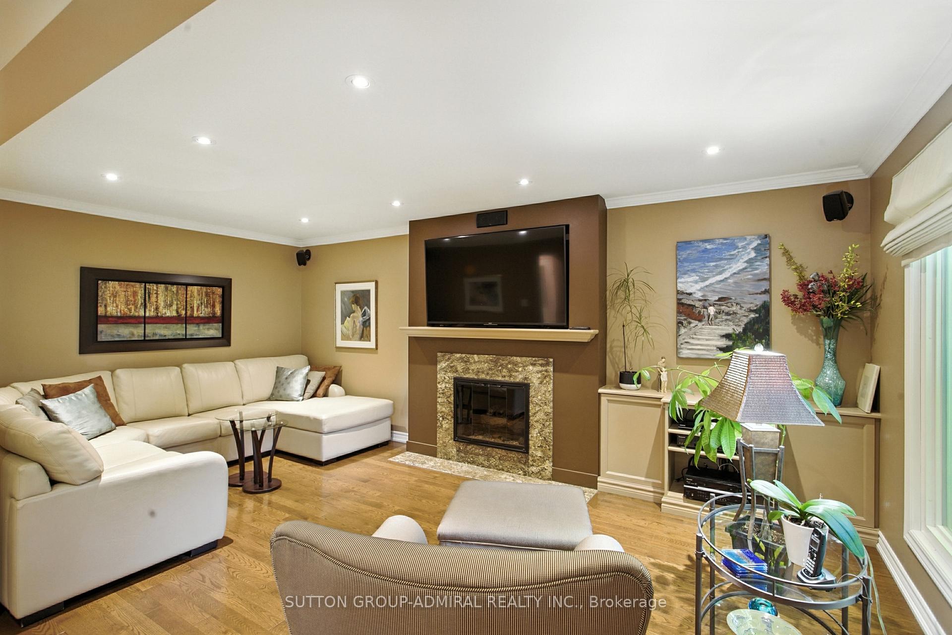 Photo 7 of 12 Glendale Road, Markham, Thornlea — HOMEH