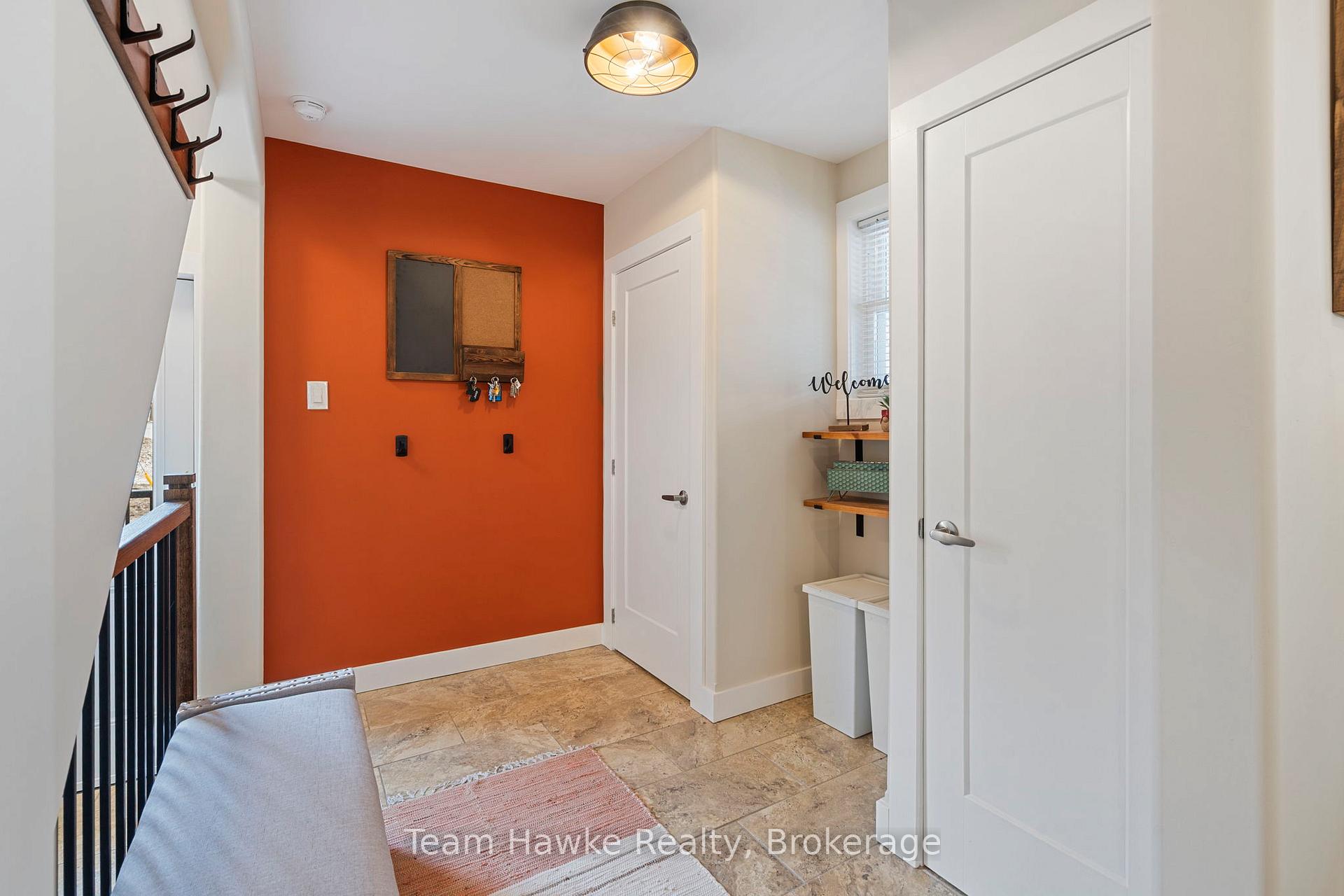 Photo 26 of 475 Colborne Street, Midland — HOMEH