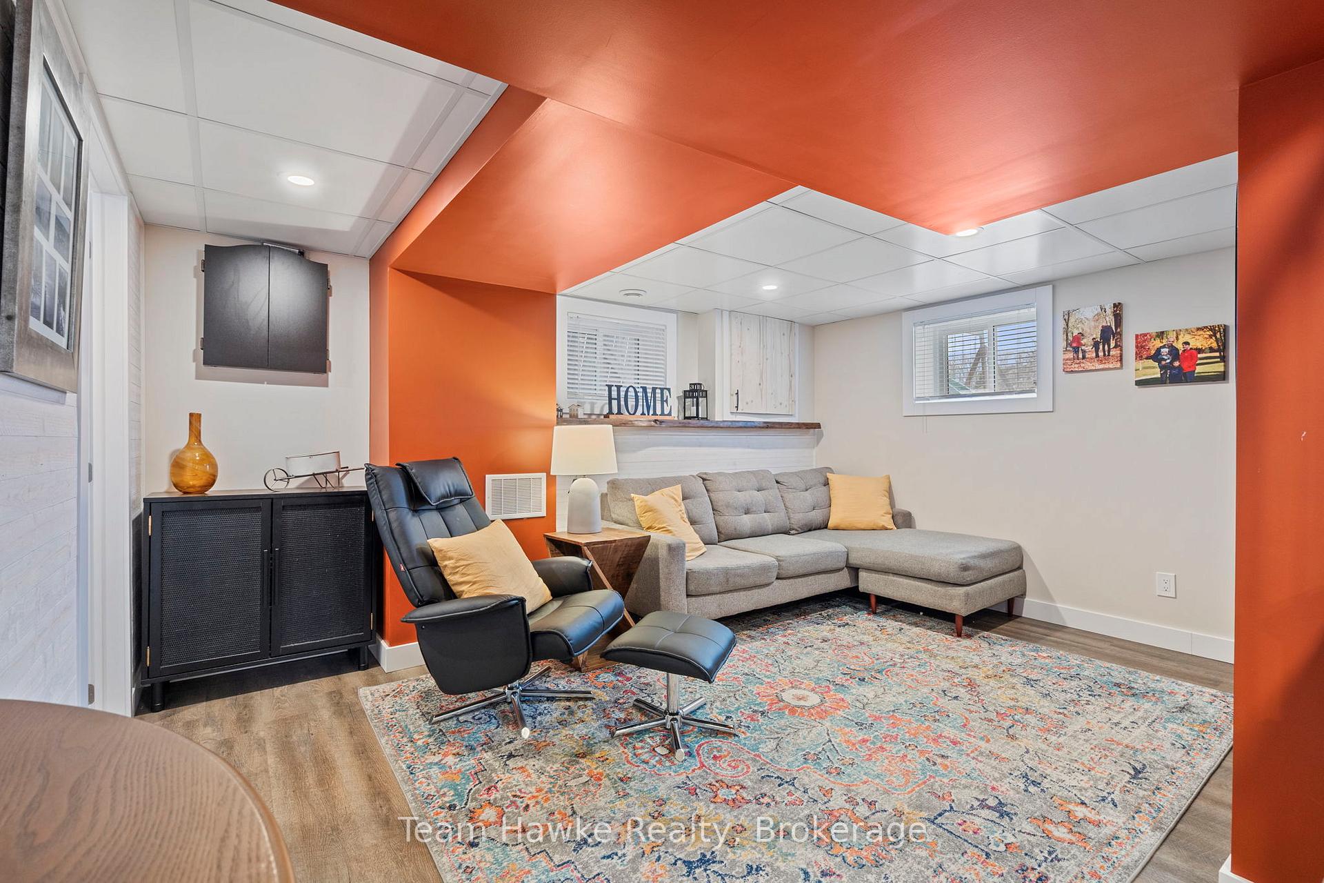 Photo 33 of 475 Colborne Street, Midland — HOMEH