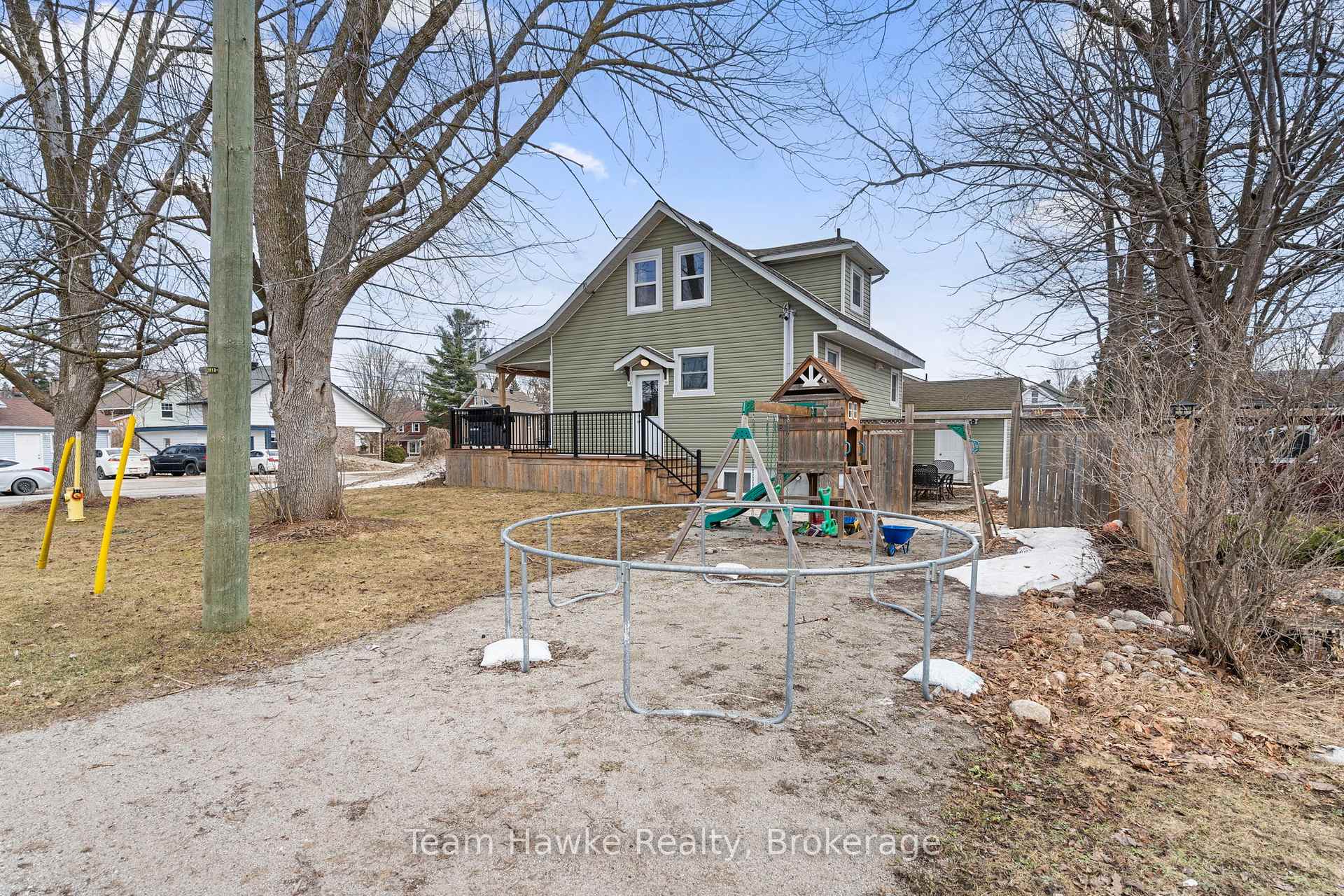 Photo 42 of 475 Colborne Street, Midland — HOMEH