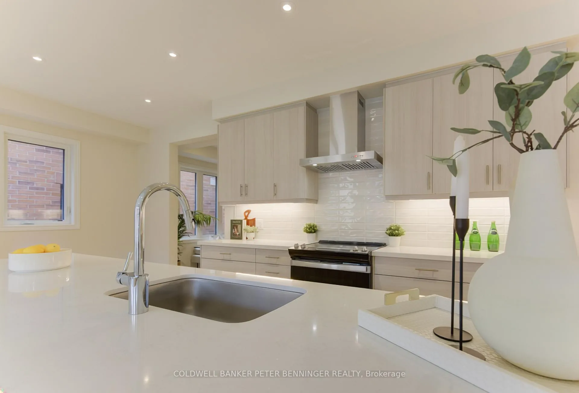 Photo 9 of 39 Guernsey Drive, Kitchener, Trussler — HOMEH
