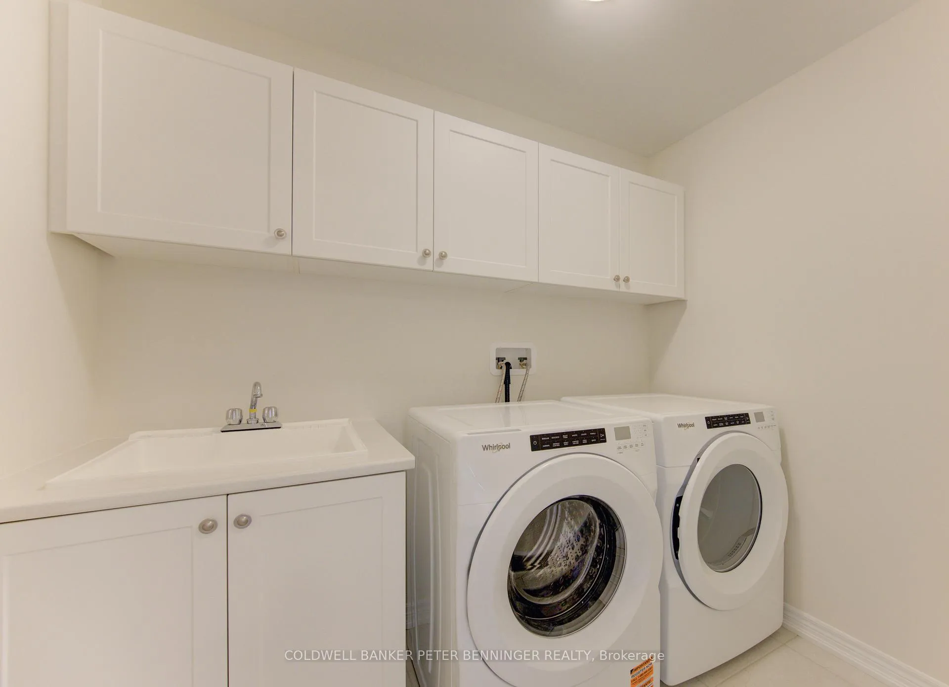 Photo 22 of 39 Guernsey Drive, Kitchener, Trussler — HOMEH