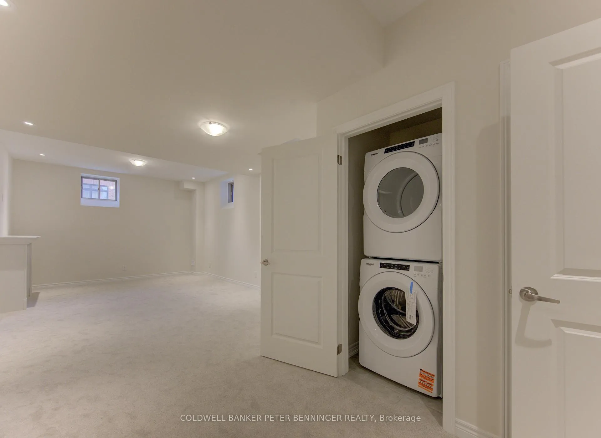 Photo 30 of 39 Guernsey Drive, Kitchener, Trussler — HOMEH