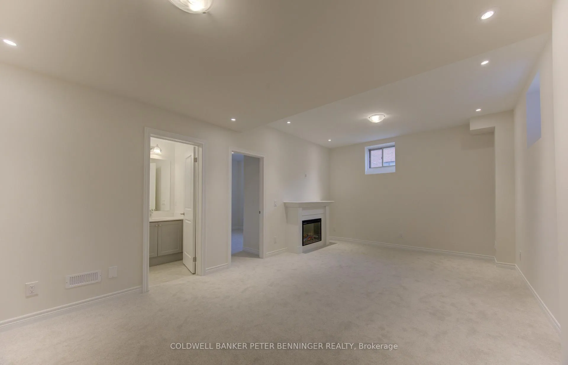 Photo 32 of 39 Guernsey Drive, Kitchener, Trussler — HOMEH