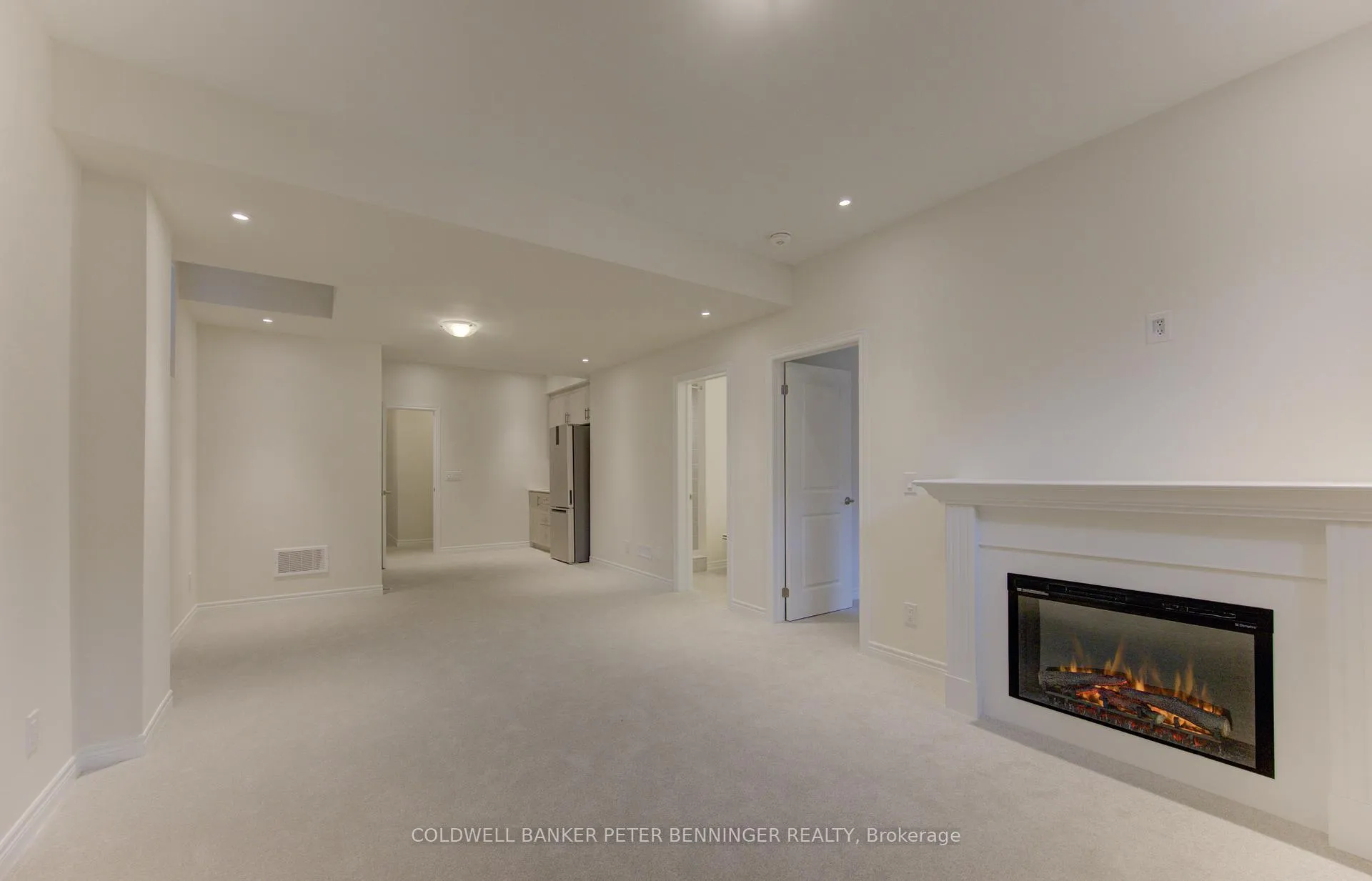 Photo 33 of 39 Guernsey Drive, Kitchener, Trussler — HOMEH