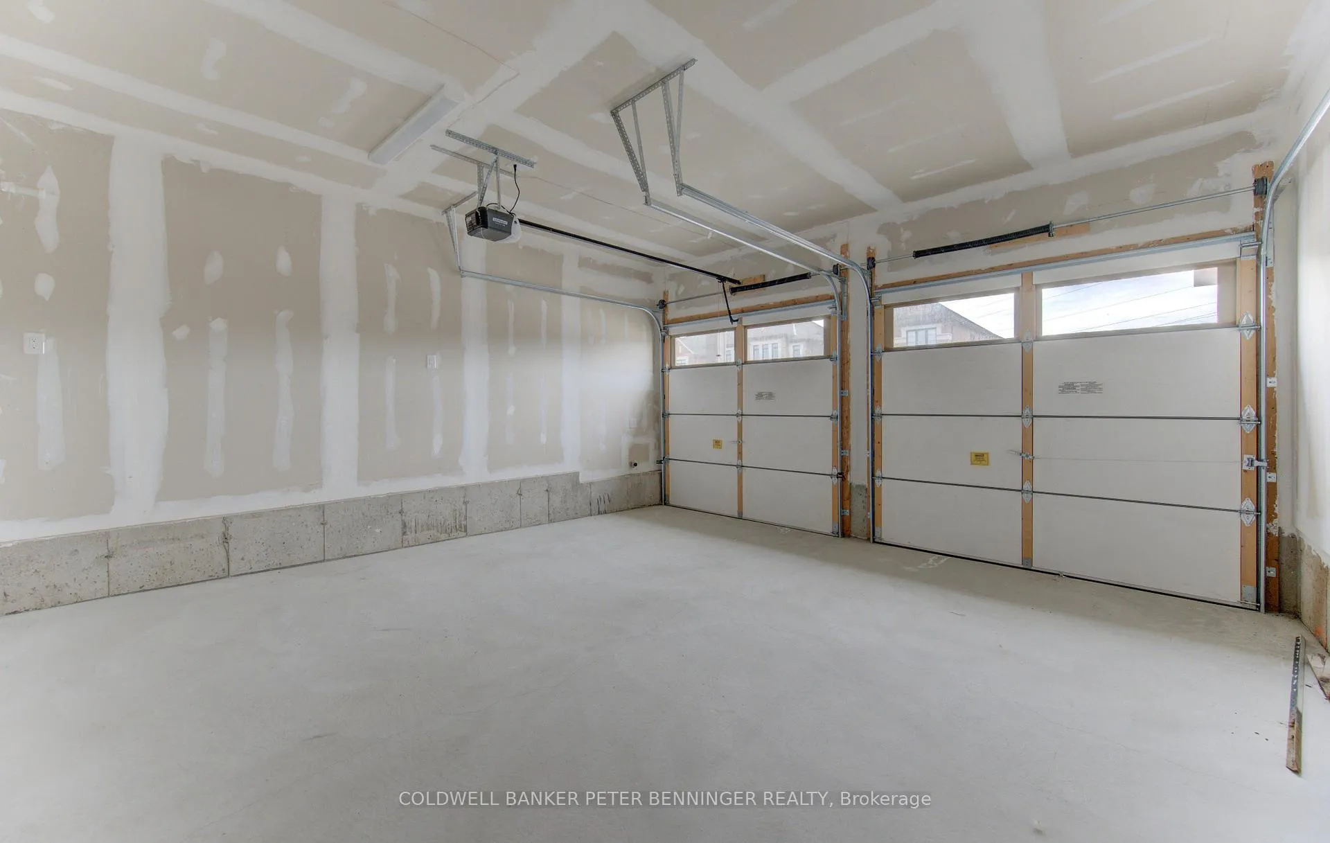 Photo 39 of 39 Guernsey Drive, Kitchener, Trussler — HOMEH