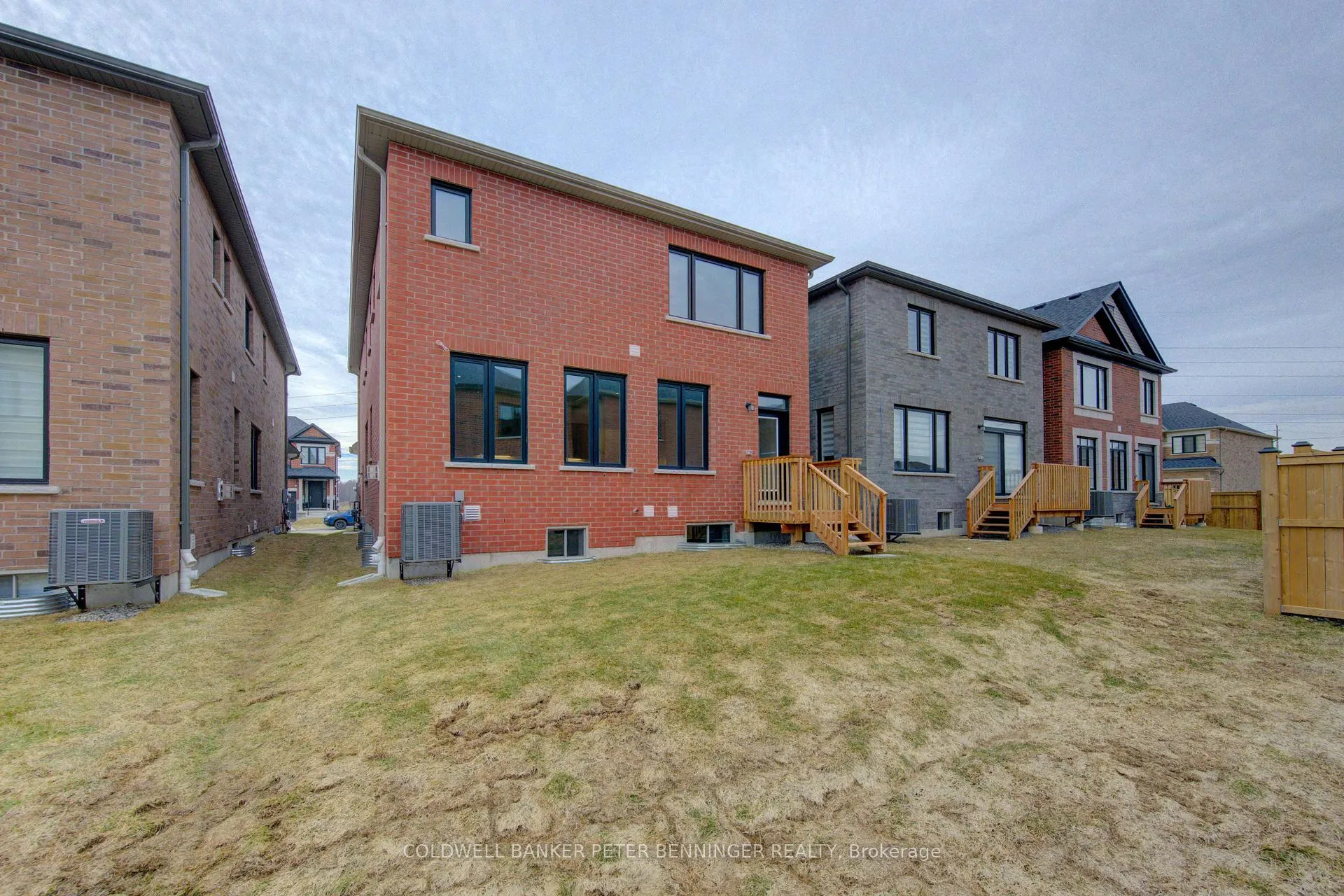Photo 41 of 39 Guernsey Drive, Kitchener, Trussler — HOMEH