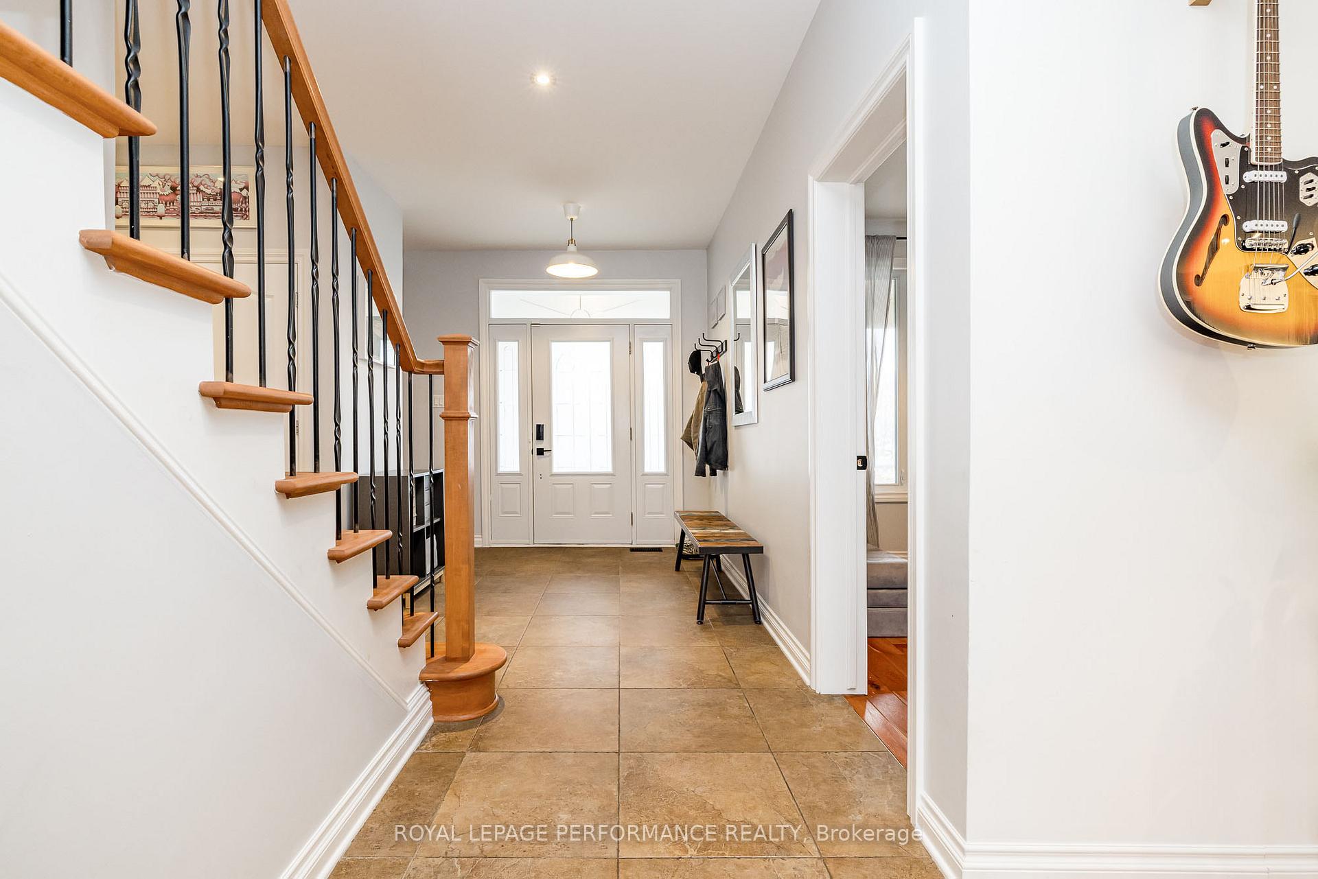 Photo 5 of 76 John Aselford Drive, Ottawa, Kanata - Kanata (North West) — HOMEH