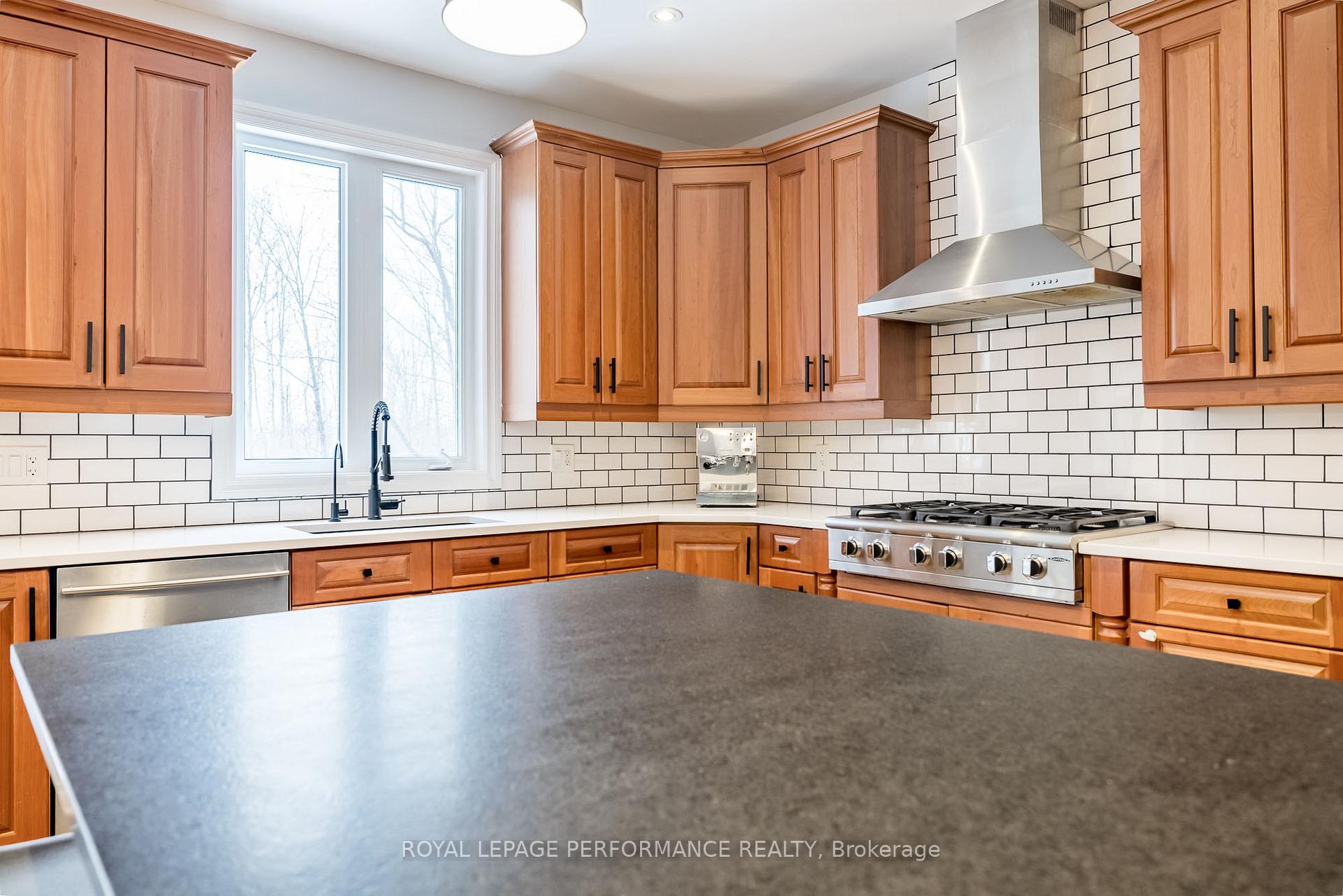 Photo 15 of 76 John Aselford Drive, Ottawa, Kanata - Kanata (North West) — HOMEH