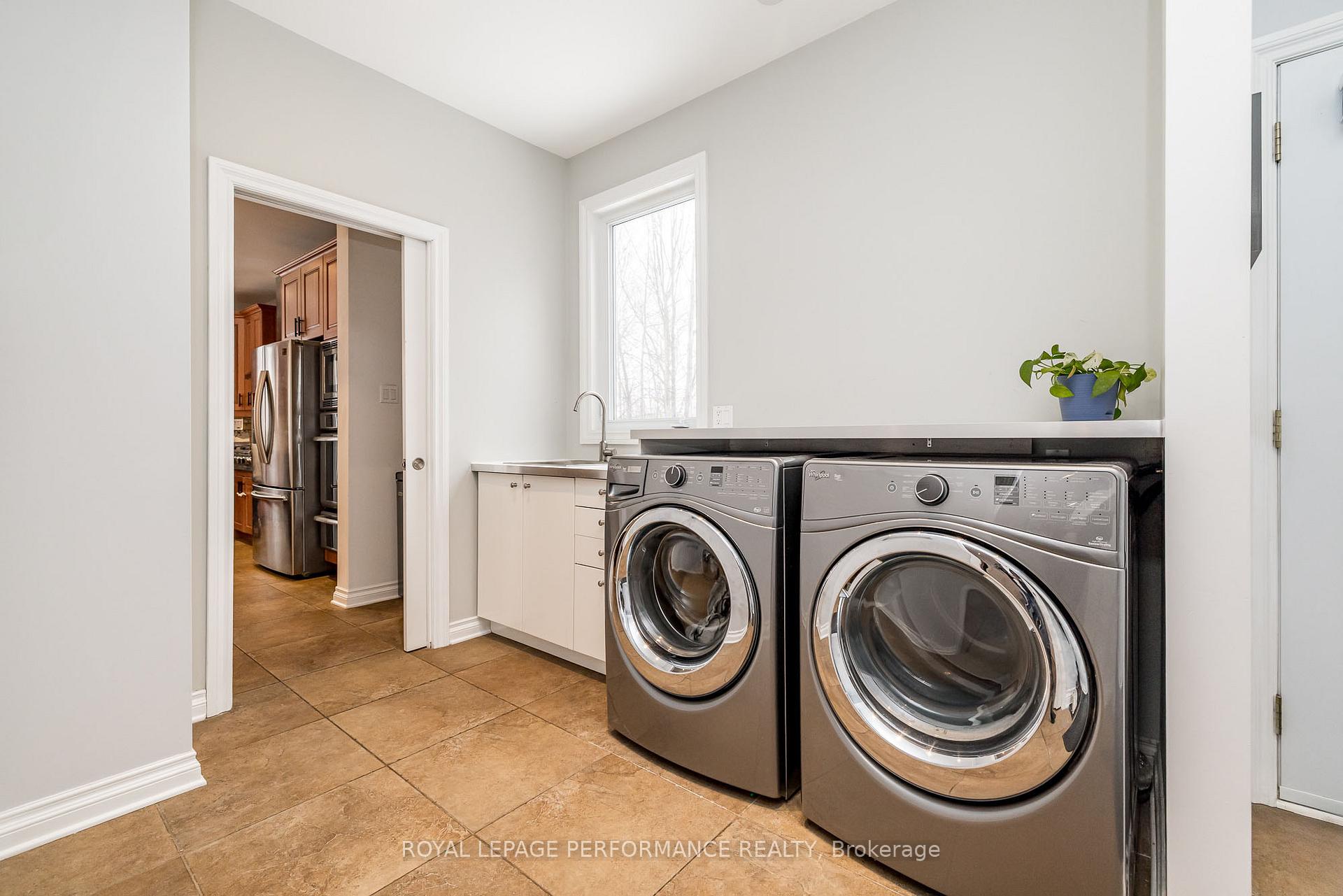 Photo 21 of 76 John Aselford Drive, Ottawa, Kanata - Kanata (North West) — HOMEH