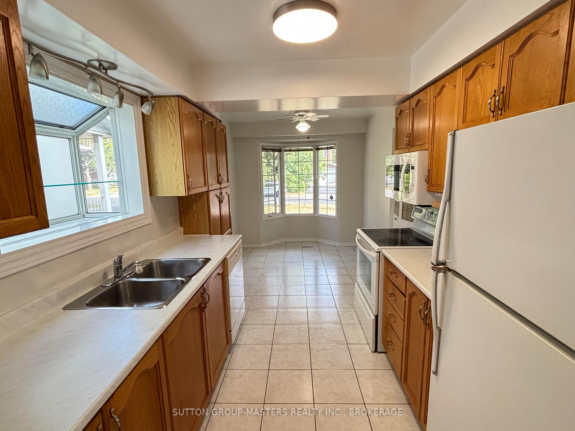 Photo 2 of 1077 Acadia Drive, Kingston, City Southwest — HOMEH