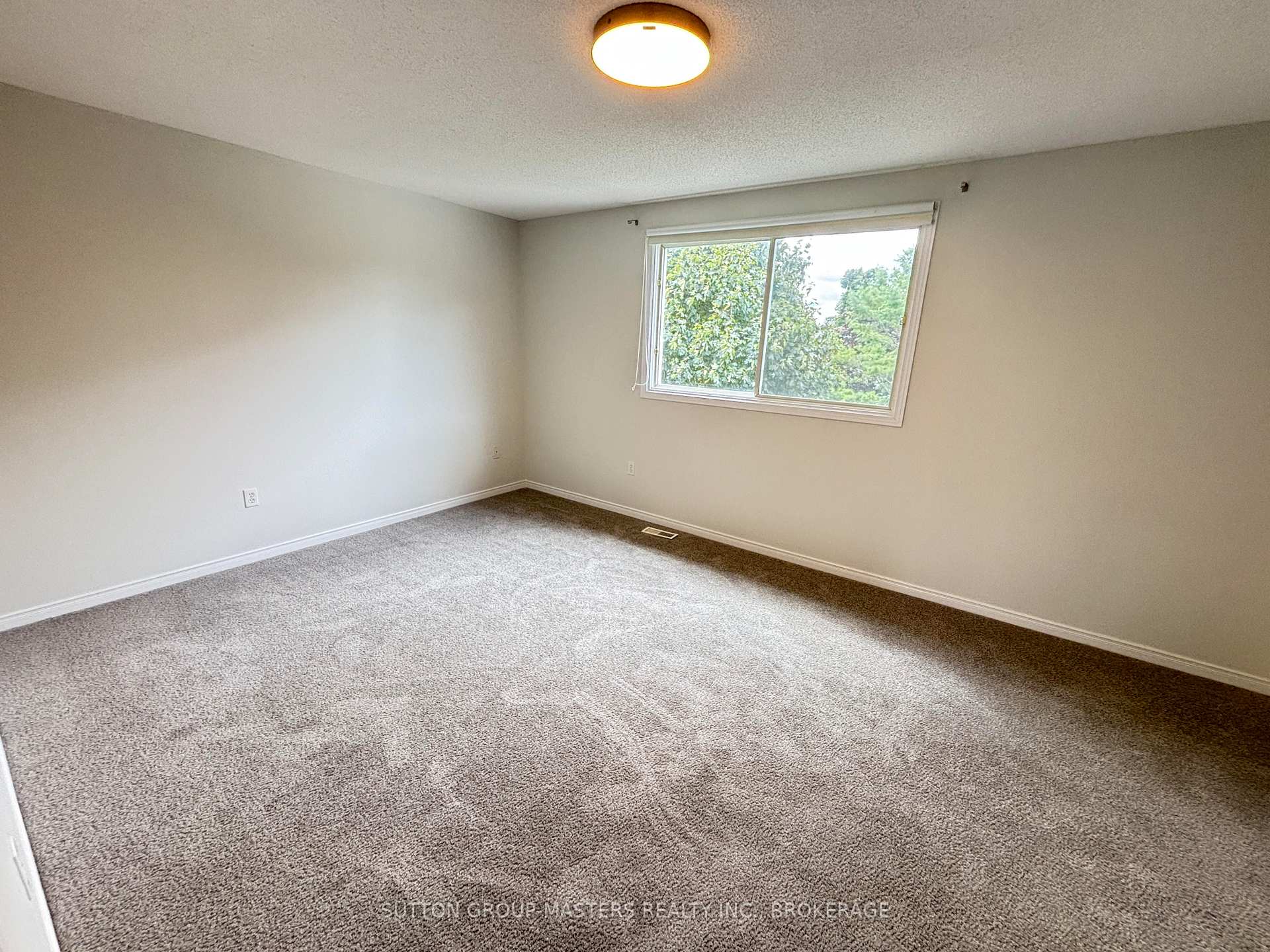 Photo 9 of 1077 Acadia Drive, Kingston, City Southwest — HOMEH