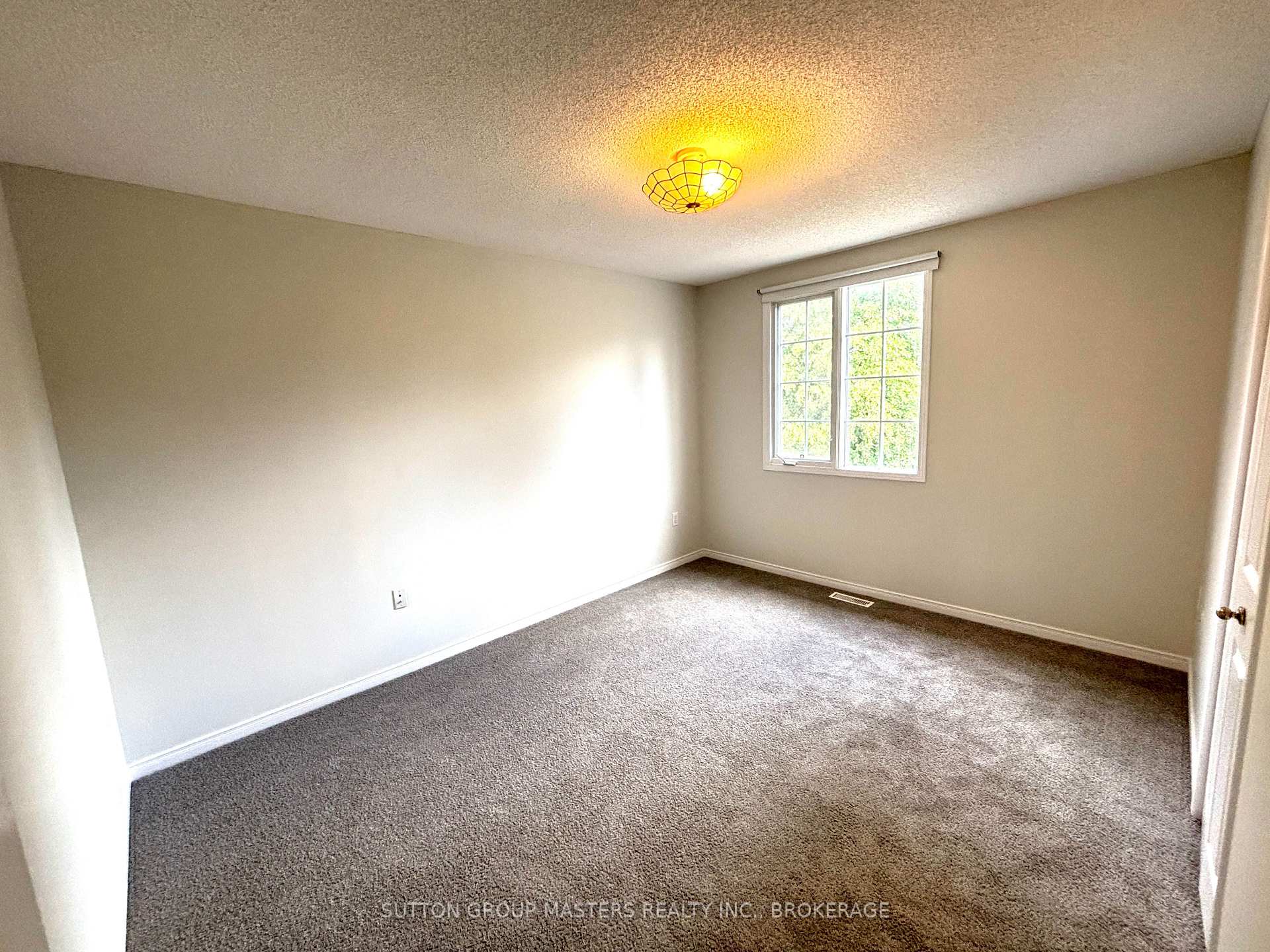 Photo 12 of 1077 Acadia Drive, Kingston, City Southwest — HOMEH