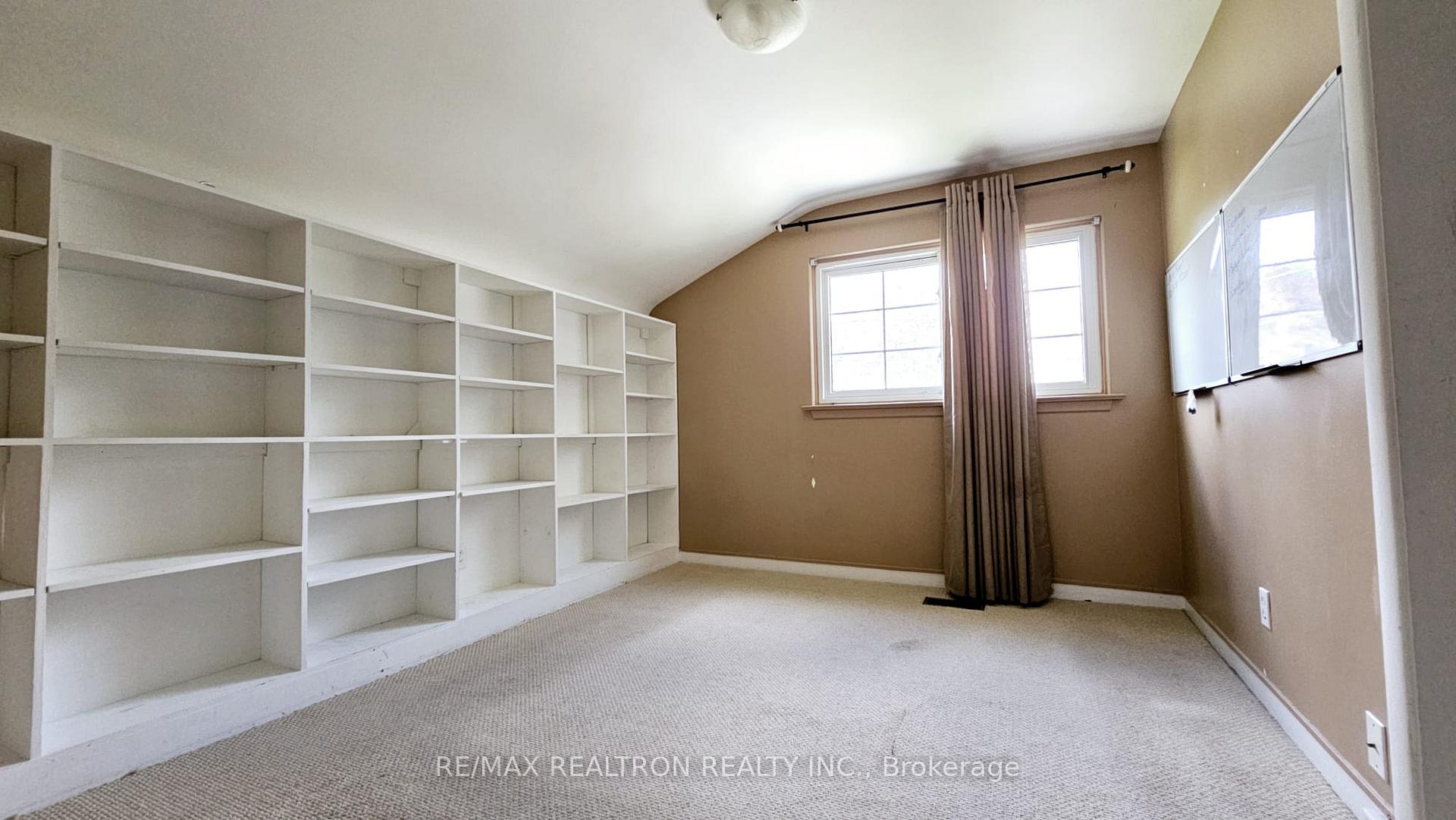 Photo 13 of 31 Ramona Boulevard, Markham, Markham Village — HOMEH