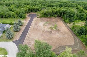 Photo 2 of 293 Centennial Drive, Midland — HOMEH