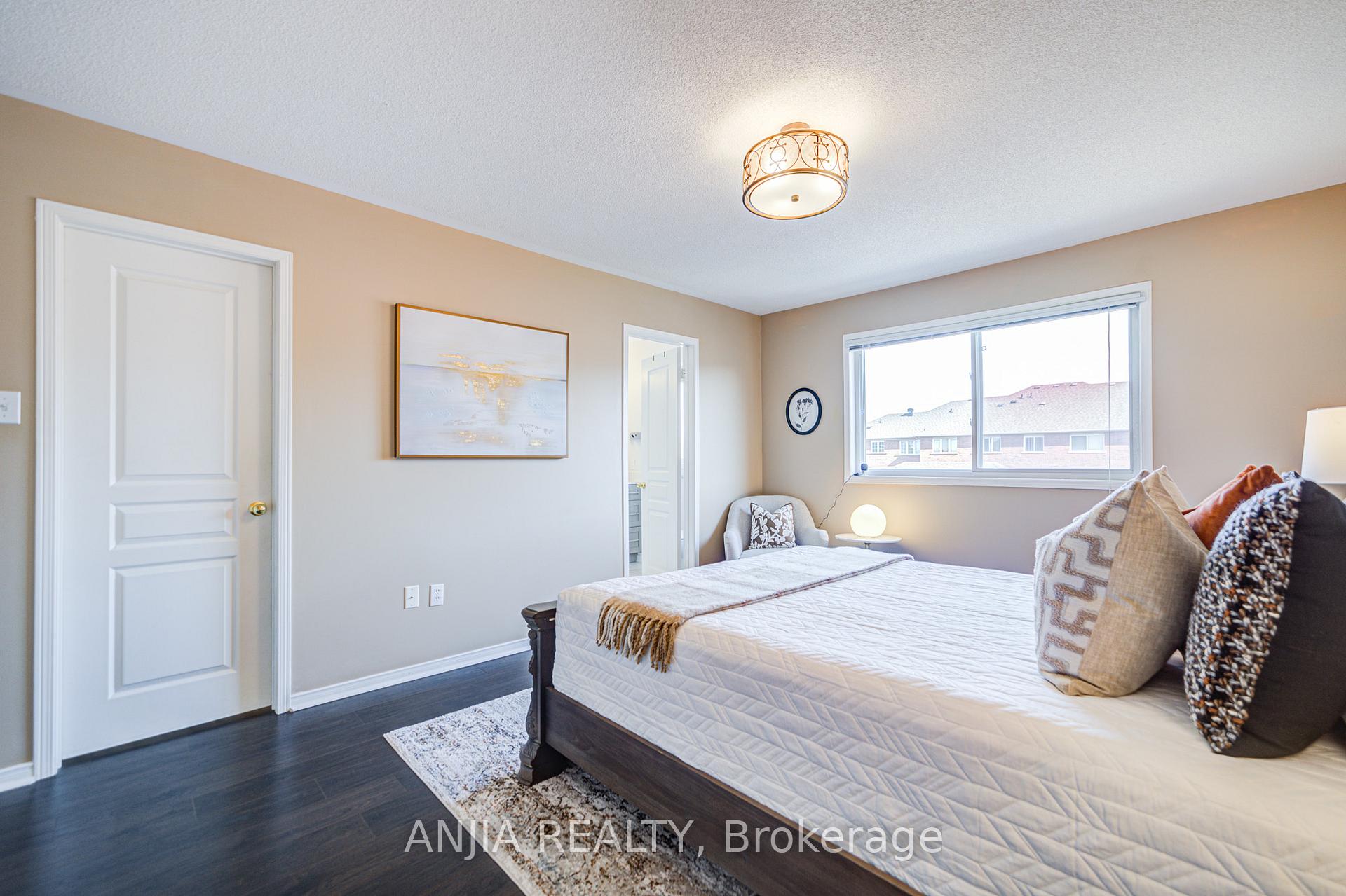 Photo 32 of 706 Castlemore Avenue, Markham, Wismer — HOMEH