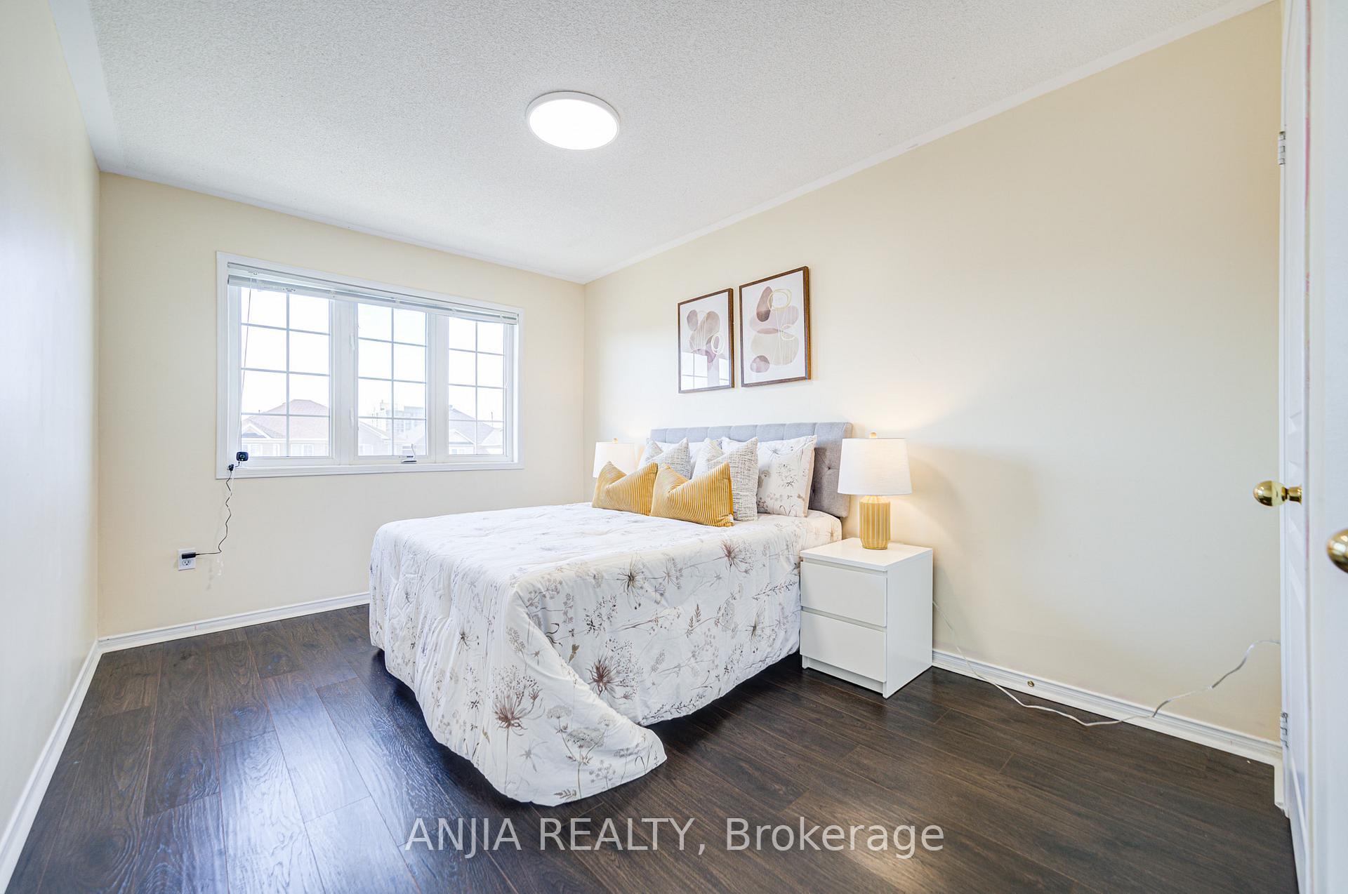 Photo 35 of 706 Castlemore Avenue, Markham, Wismer — HOMEH