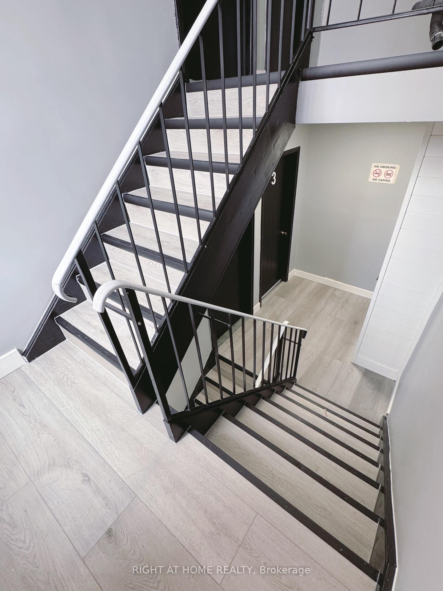 Photo 10 of 281 Lorne Avenue, Kitchener — HOMEH