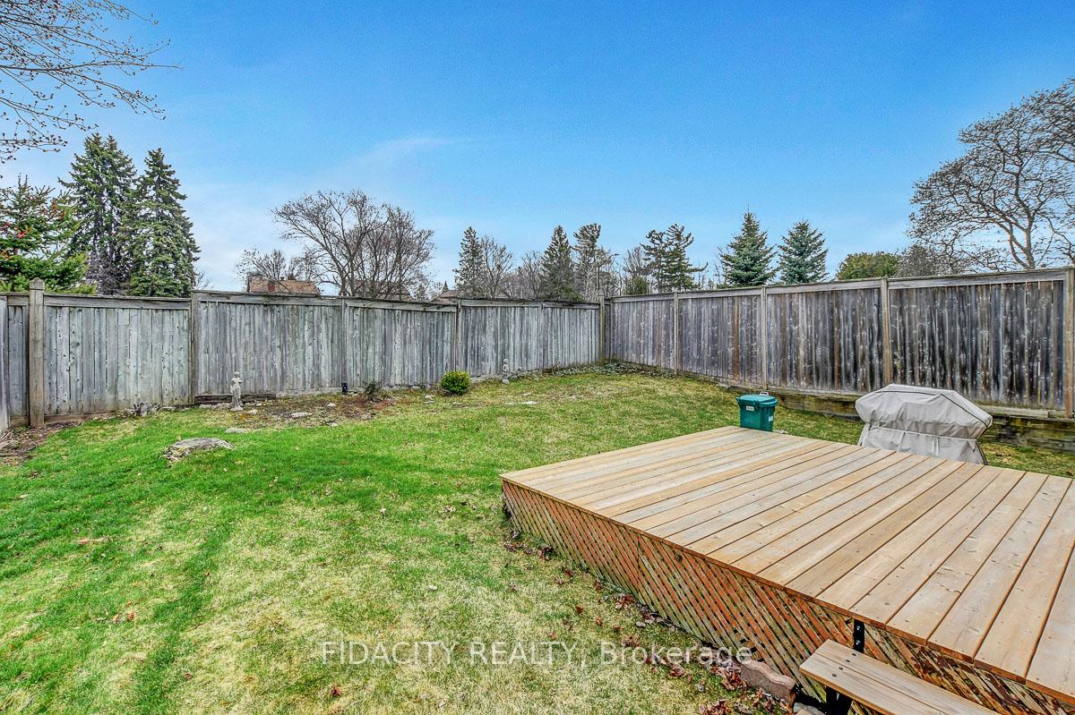 Photo 22 of 124 Rowe Drive, Ottawa, Kanata - Katimavik — HOMEH