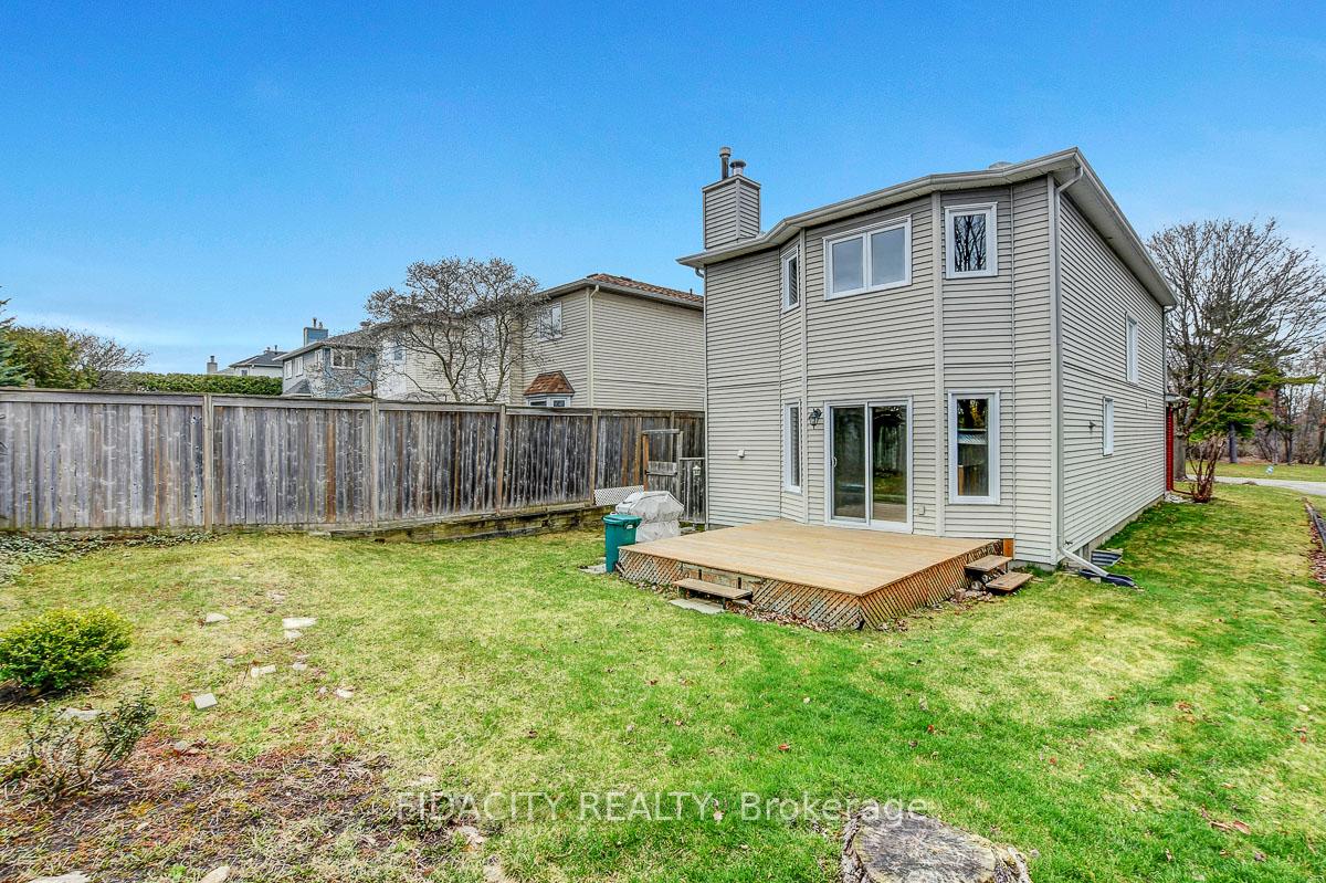 Photo 23 of 124 Rowe Drive, Ottawa, Kanata - Katimavik — HOMEH
