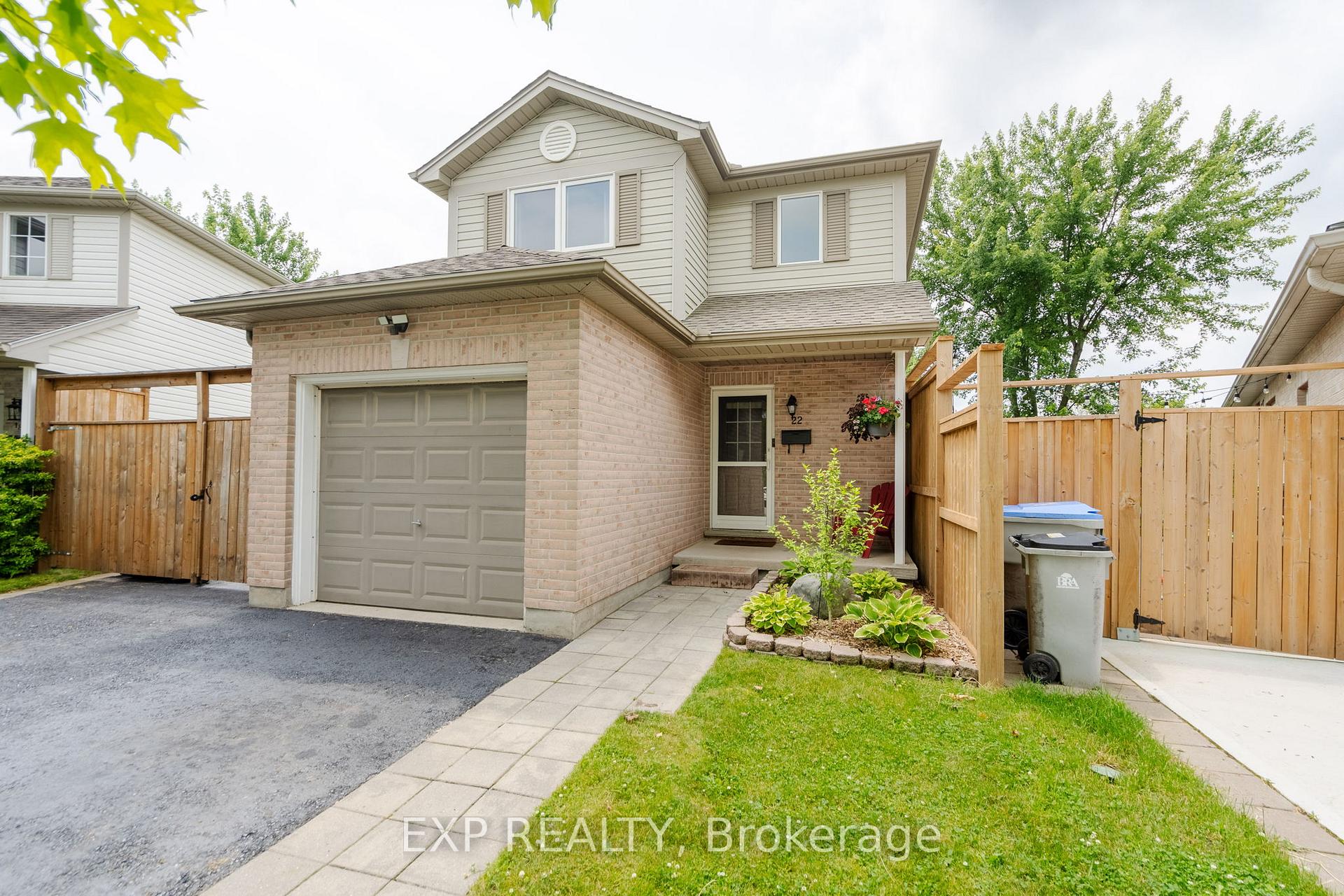 Photo 1 of 22 Kristen Court, Middlesex Centre, Kilworth — HOMEH