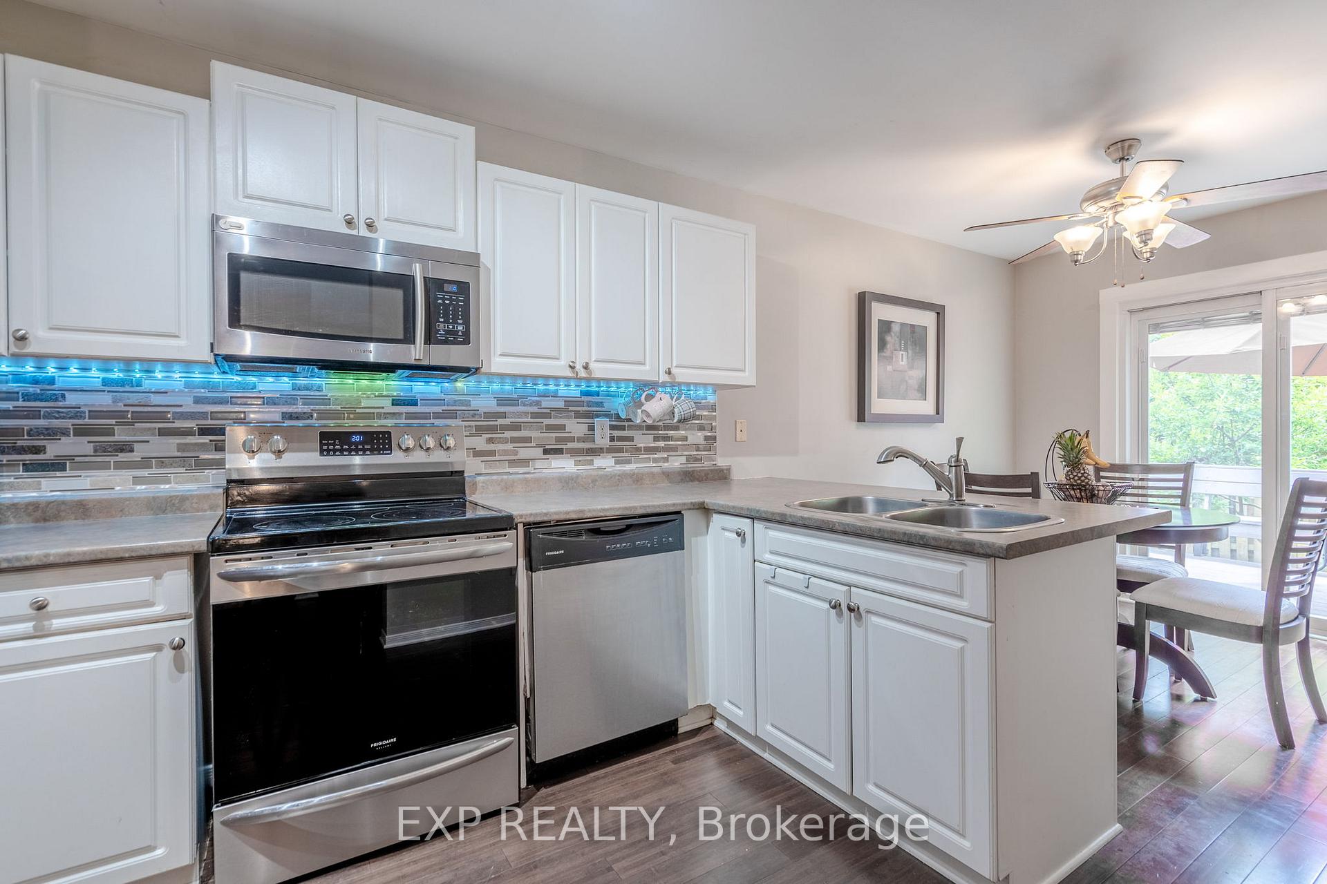Photo 8 of 22 Kristen Court, Middlesex Centre, Kilworth — HOMEH