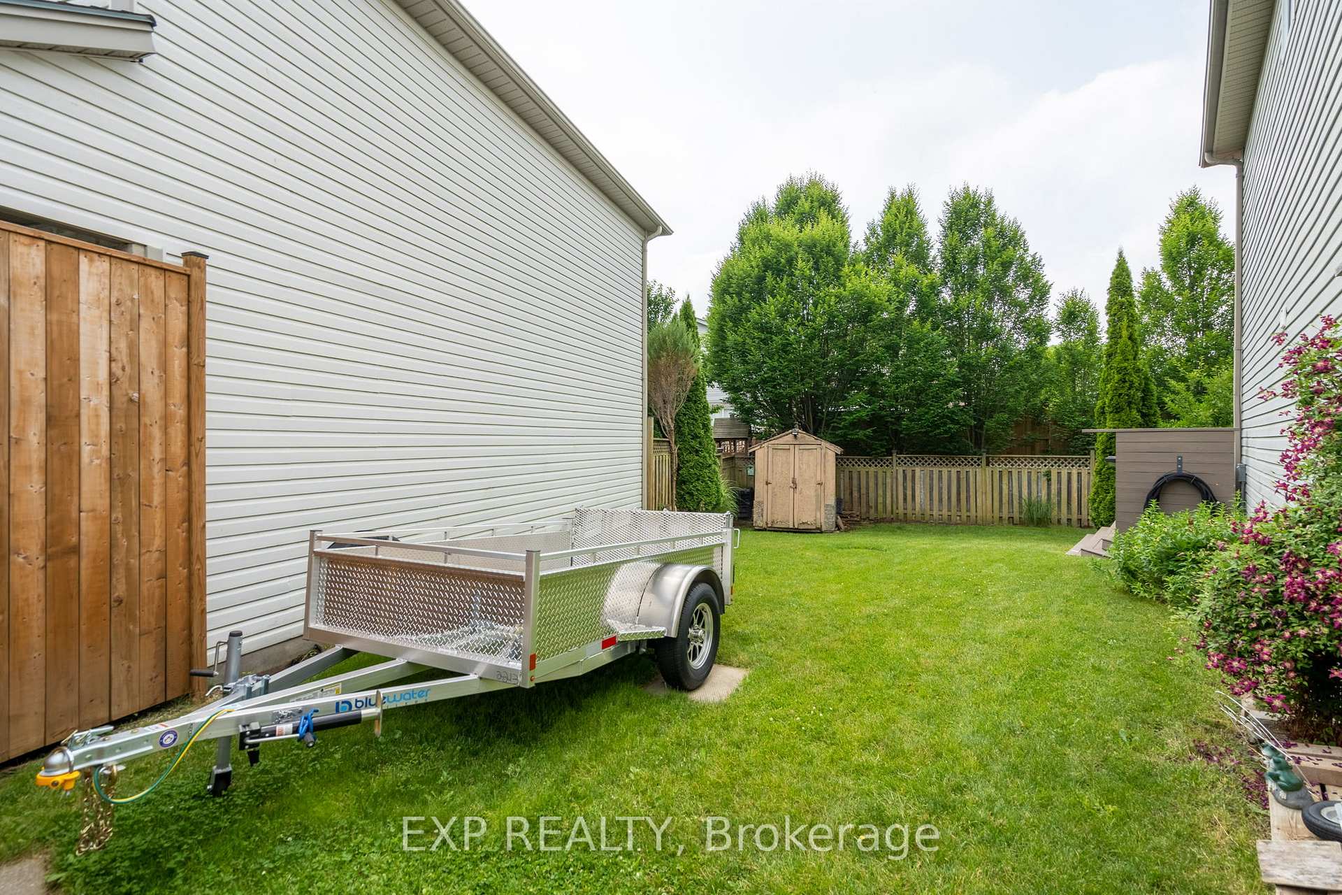 Photo 20 of 22 Kristen Court, Middlesex Centre, Kilworth — HOMEH