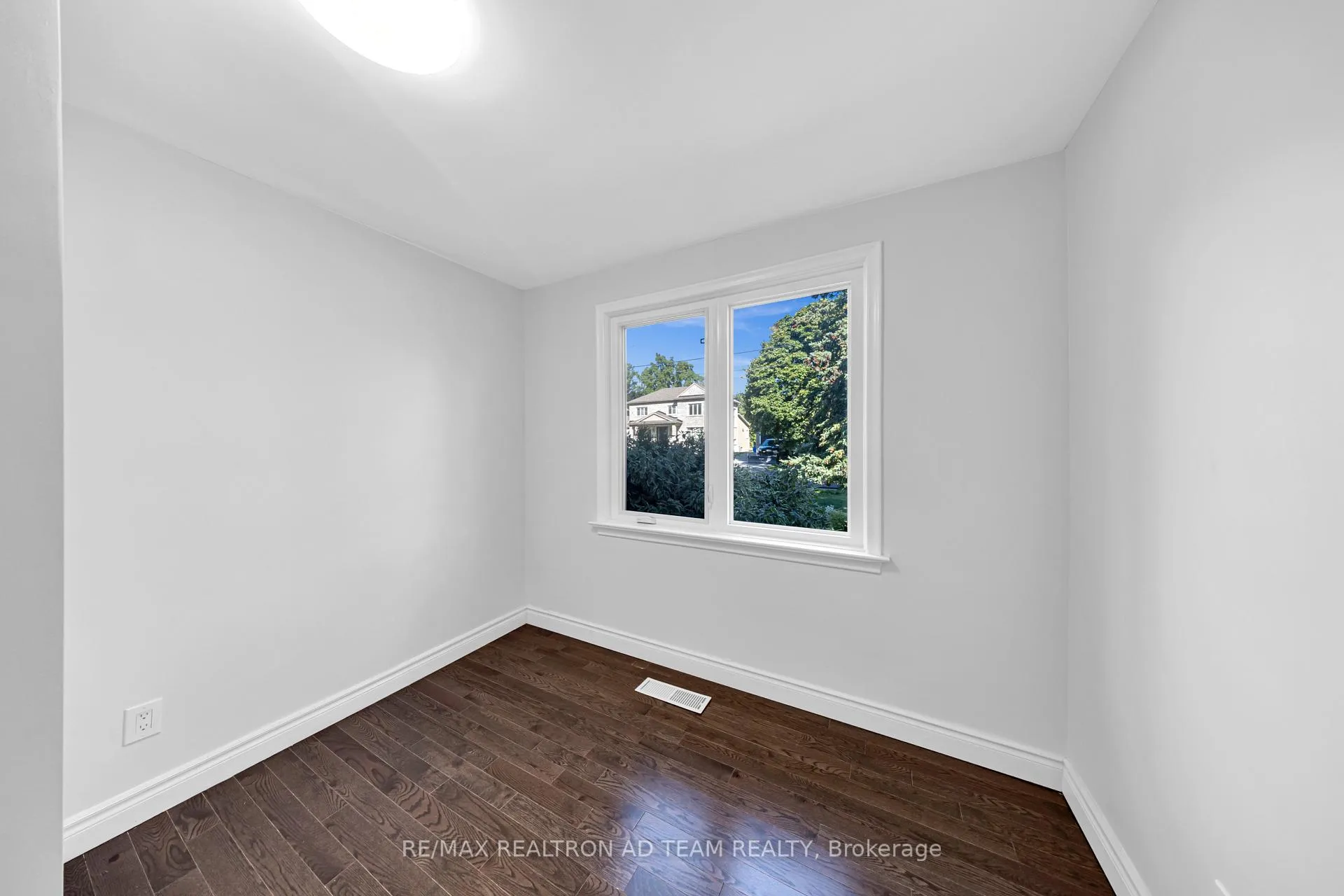 Photo 22 of Unit Main, 18 Windridge Drive, Markham, Bullock — HOMEH