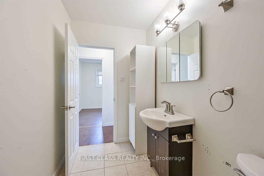Photo 19 of Unit 1, 118 Manning Avenue, Hamilton, Greeningdon — HOMEH