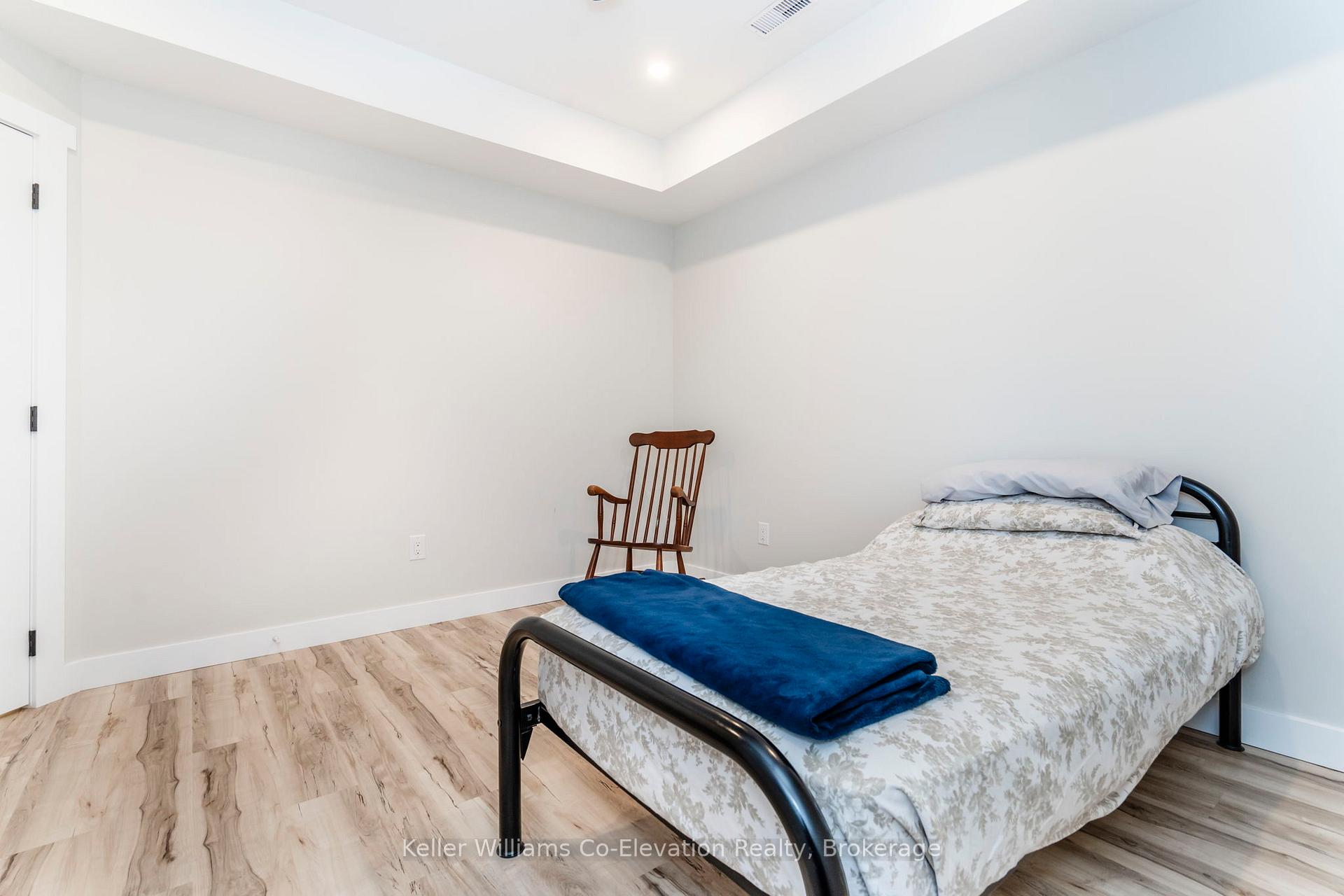 Photo 23 of 348 Fuller Avenue, Midland — HOMEH
