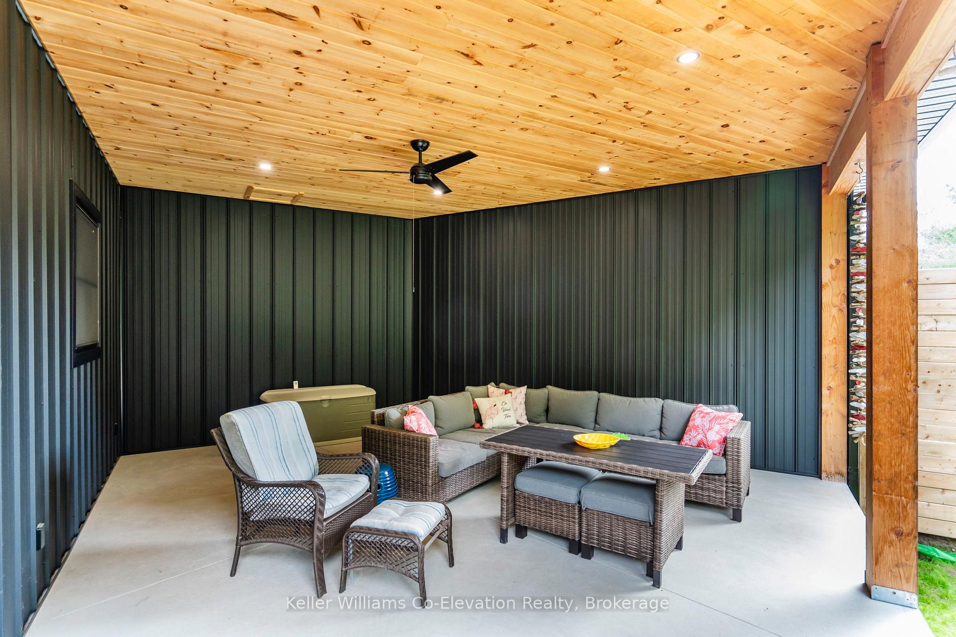 Photo 32 of 348 Fuller Avenue, Midland — HOMEH