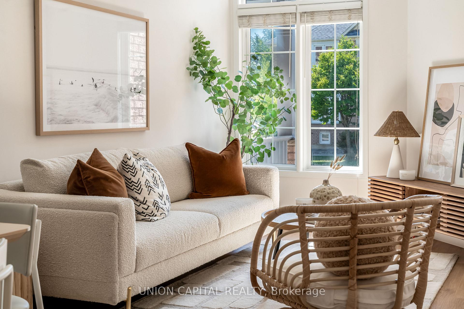 Photo 5 of 198 Bur Oak Avenue, Markham, Berczy — HOMEH