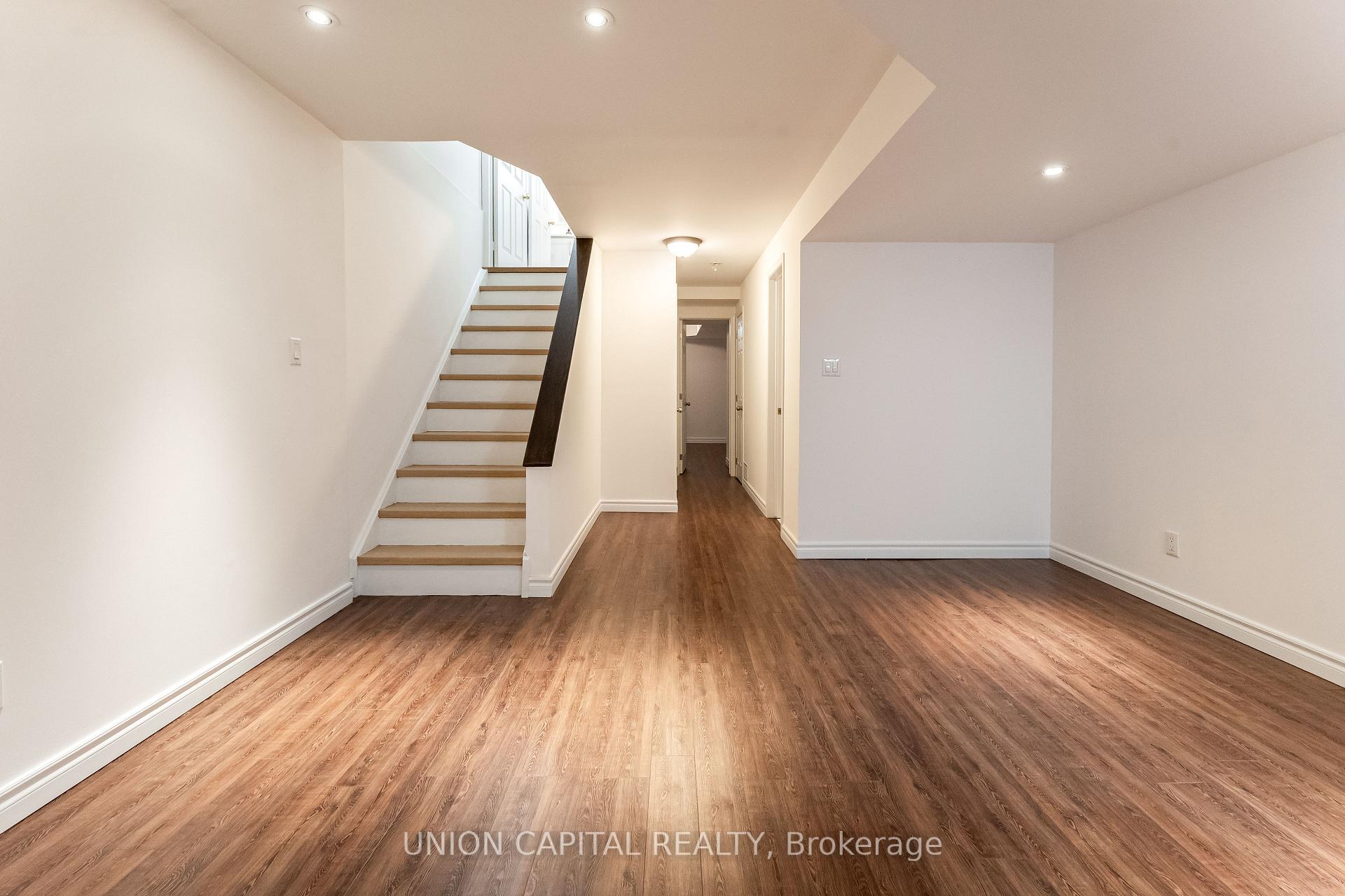 Photo 31 of 198 Bur Oak Avenue, Markham, Berczy — HOMEH