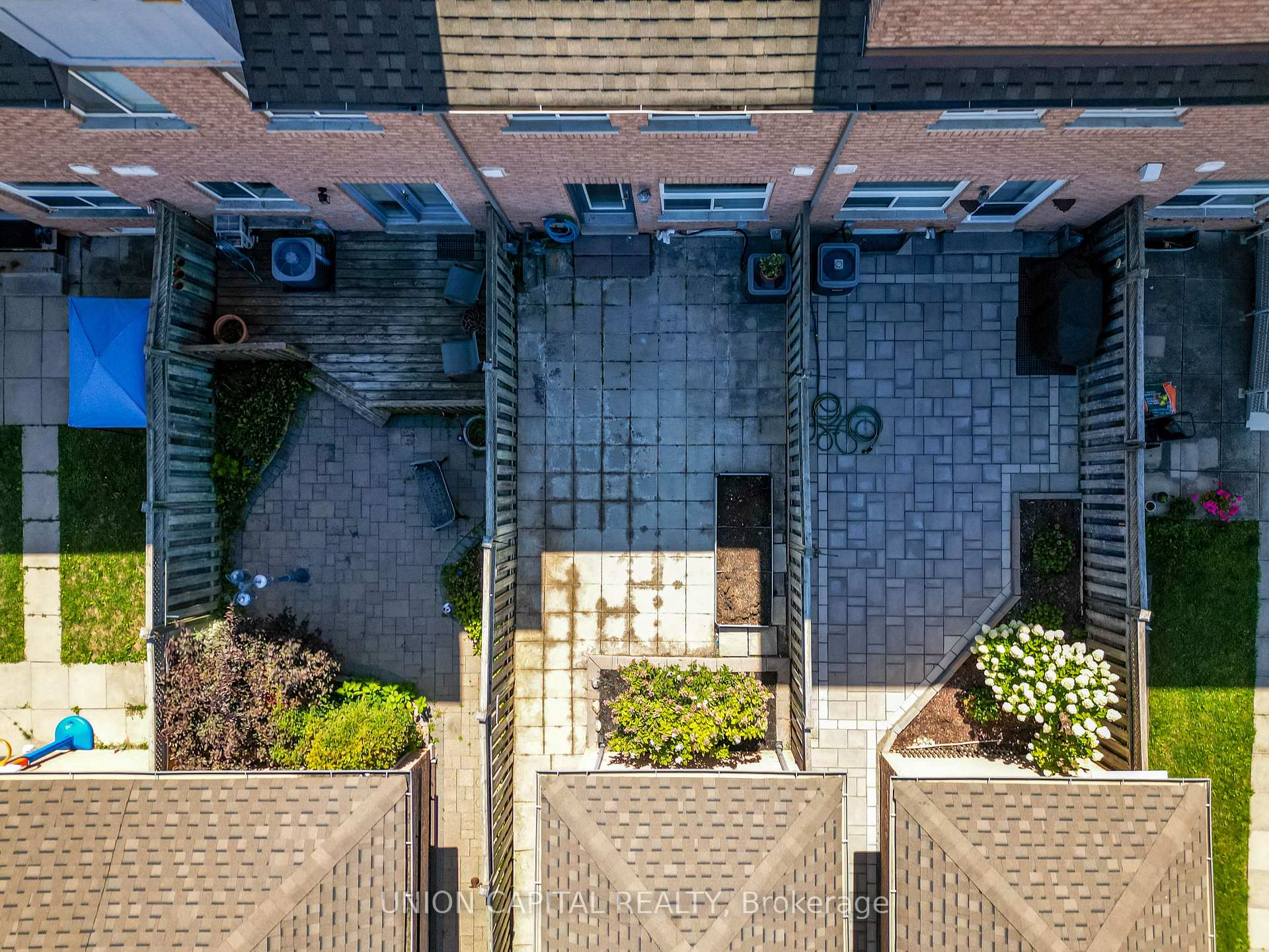 Photo 33 of 198 Bur Oak Avenue, Markham, Berczy — HOMEH