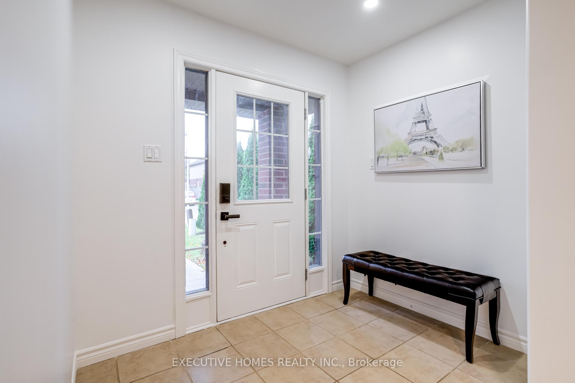 Photo 2 of 5 Havenwood Lane, Middlesex Centre, Ilderton — HOMEH