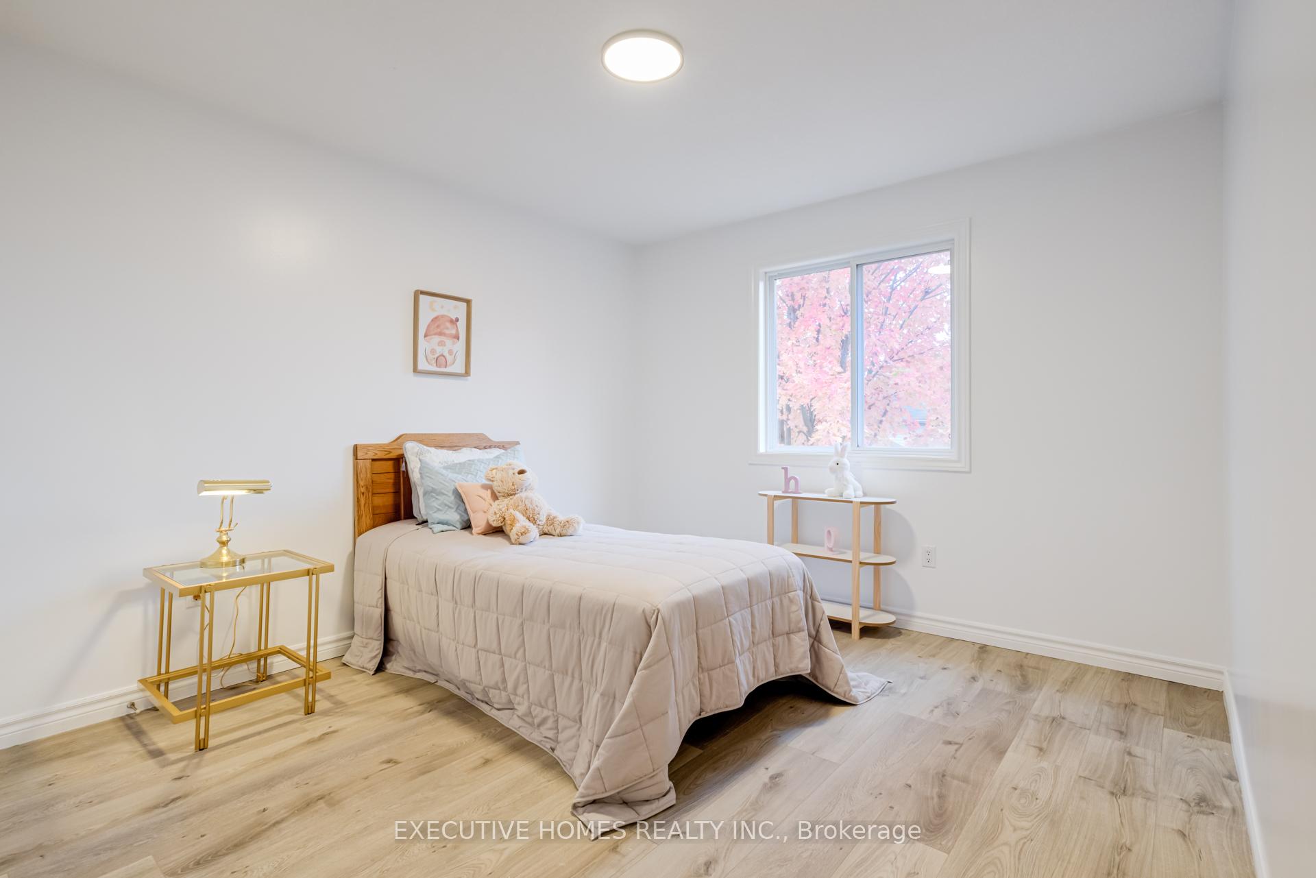 Photo 23 of 5 Havenwood Lane, Middlesex Centre, Ilderton — HOMEH