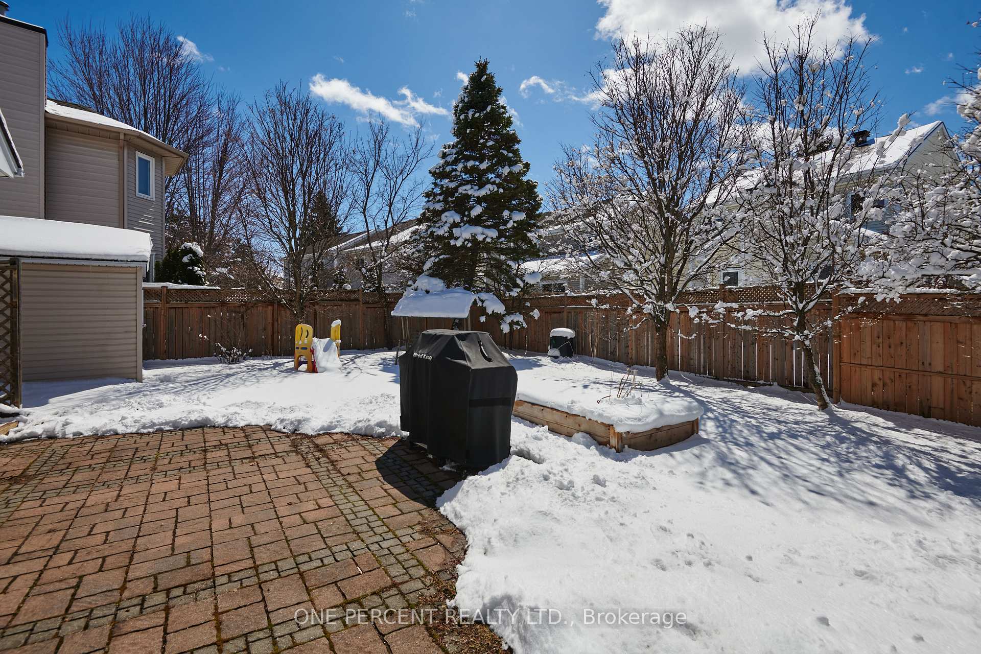 Photo 32 of 64 Silver Horse Crescent, Ottawa, Kanata - Bridlewood — HOMEH