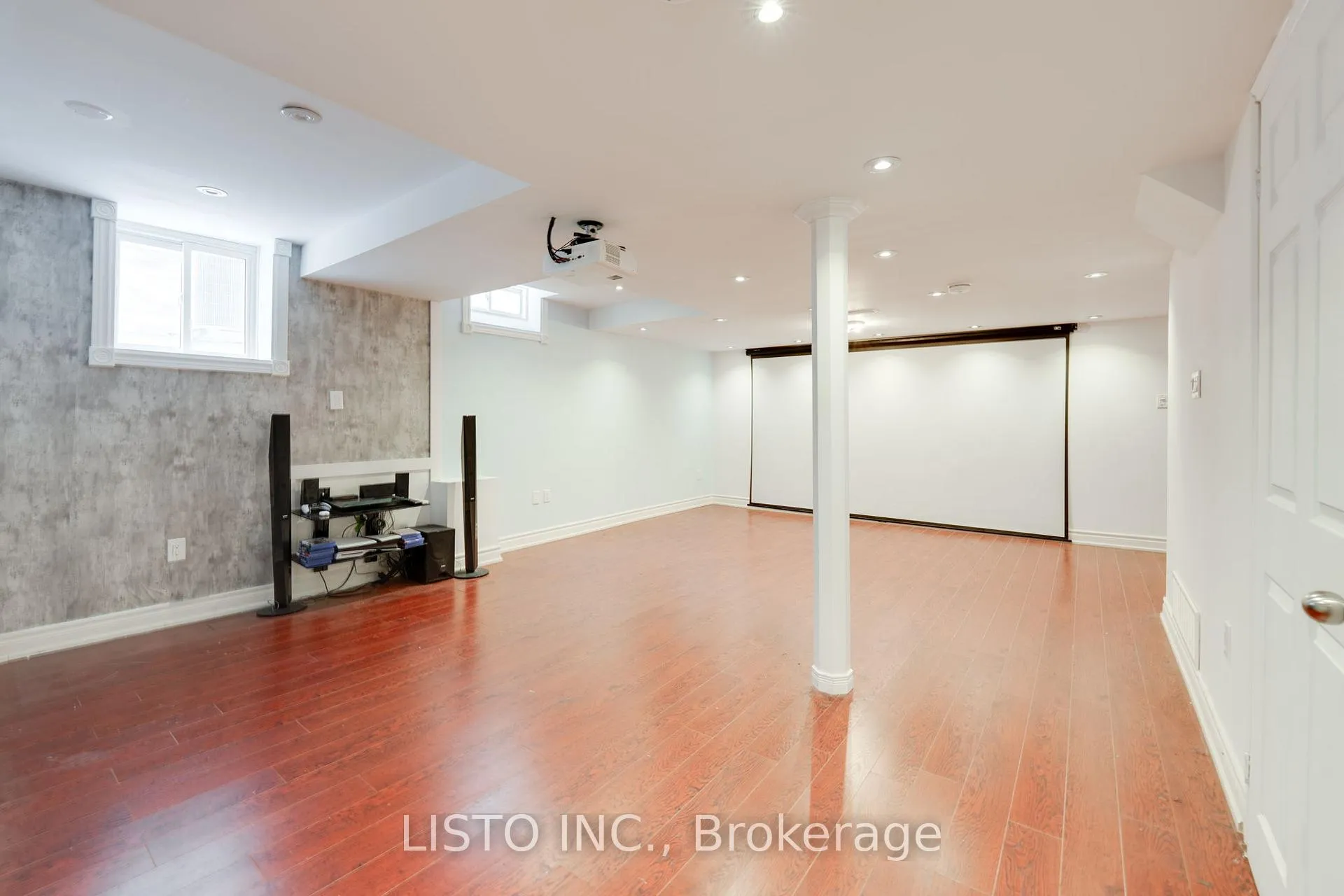 Photo 2 of Unit Bsmt, 14 Sunnyside Hill Road, Markham, Cornell — HOMEH