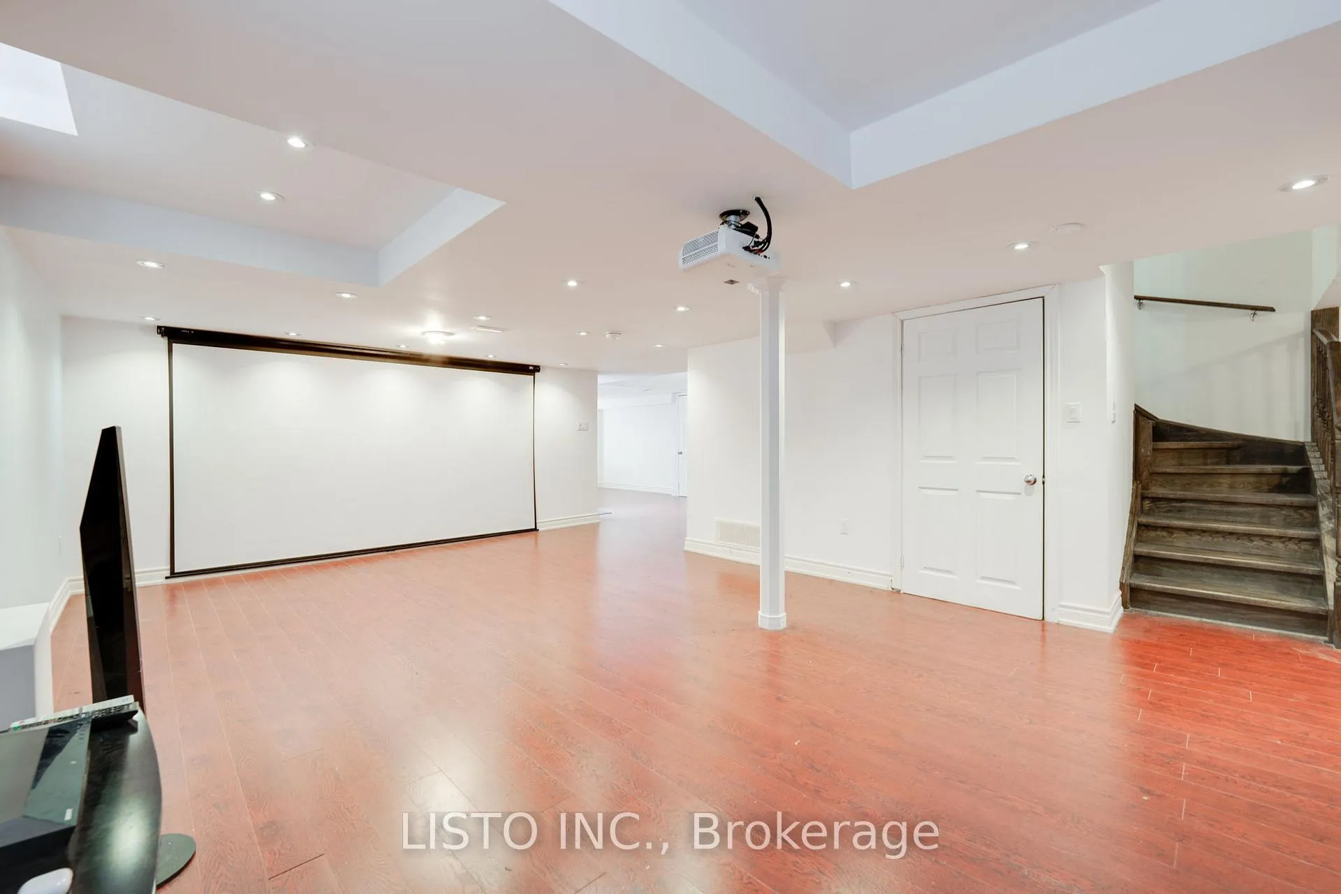Photo 3 of Unit Bsmt, 14 Sunnyside Hill Road, Markham, Cornell — HOMEH