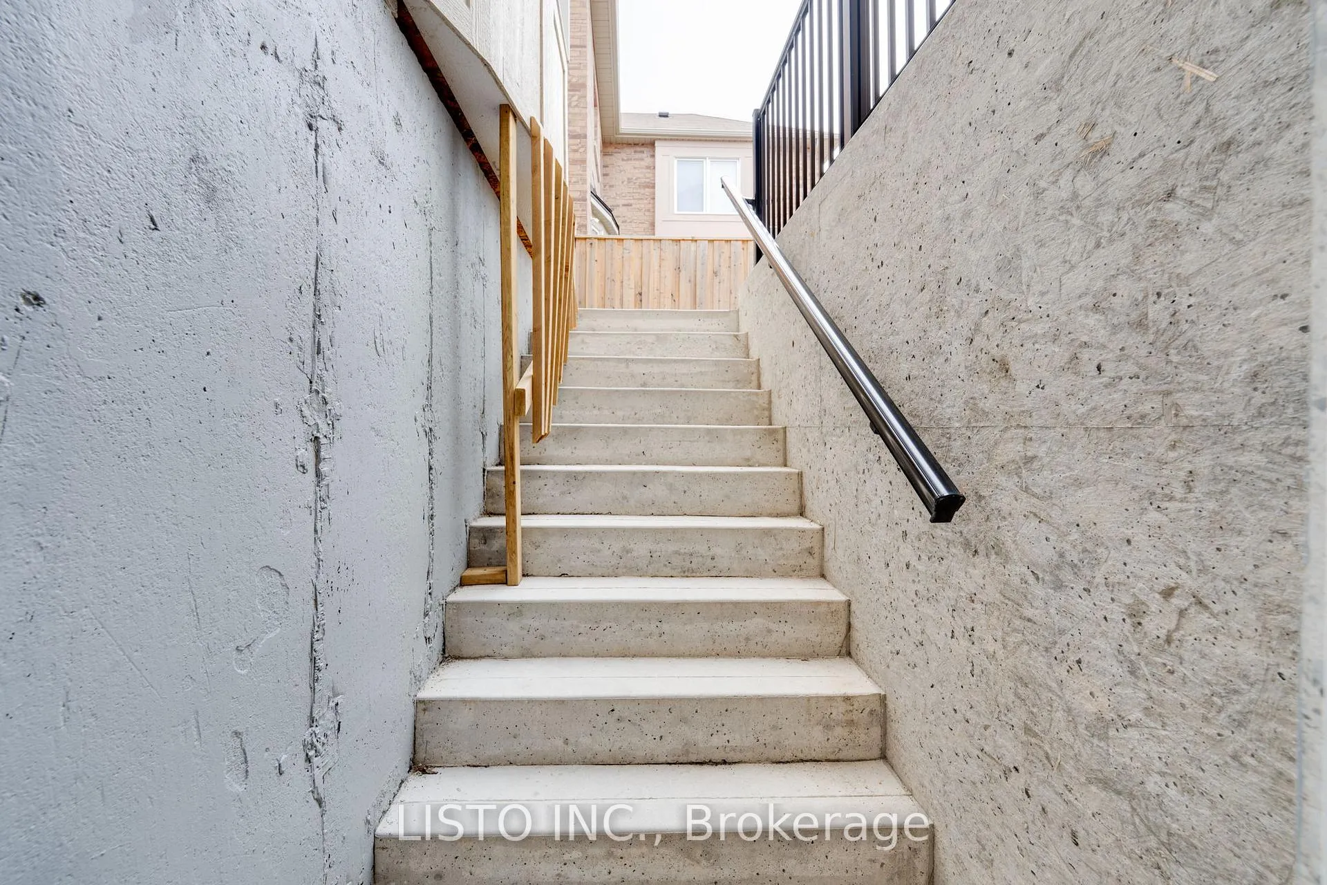 Photo 11 of Unit Bsmt, 14 Sunnyside Hill Road, Markham, Cornell — HOMEH