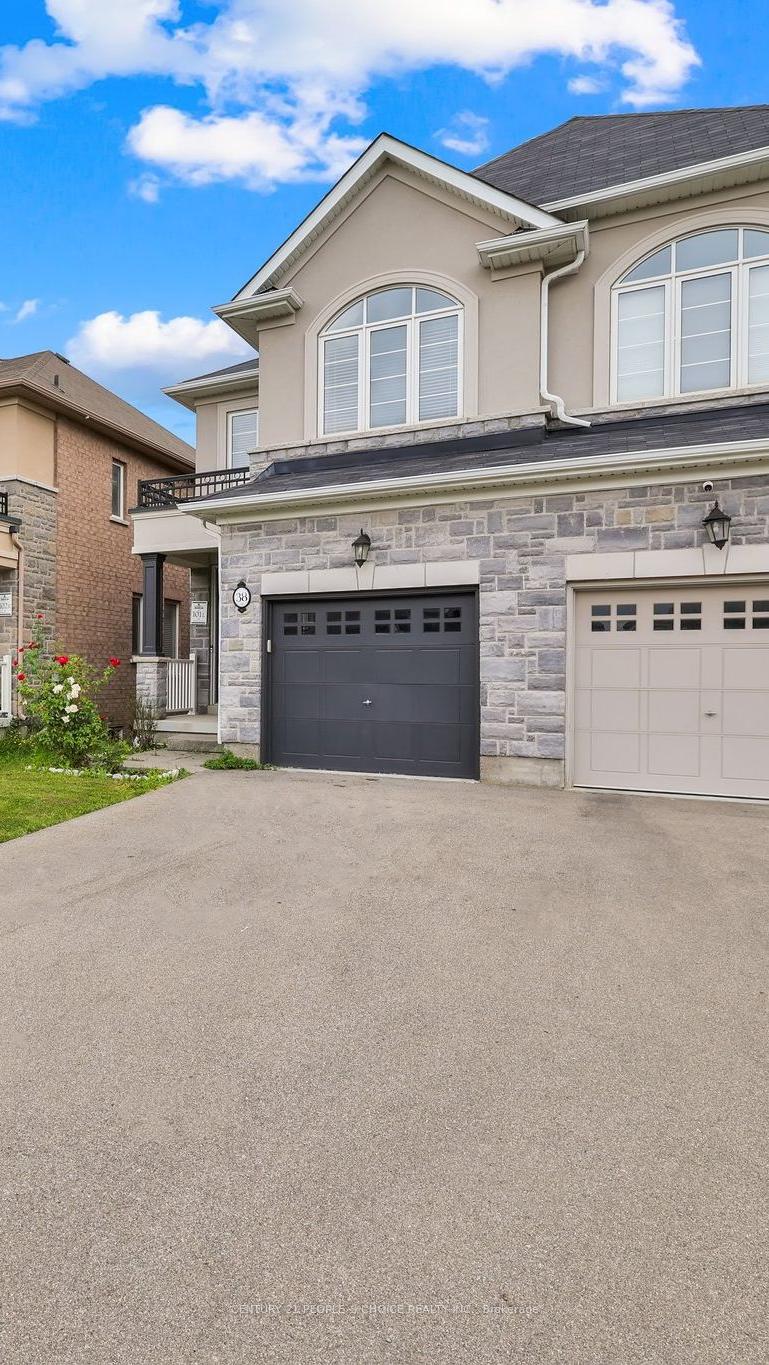 Photo 1 of 38 Narbonne Crescent, Hamilton, Stoney Creek Mountain — HOMEH