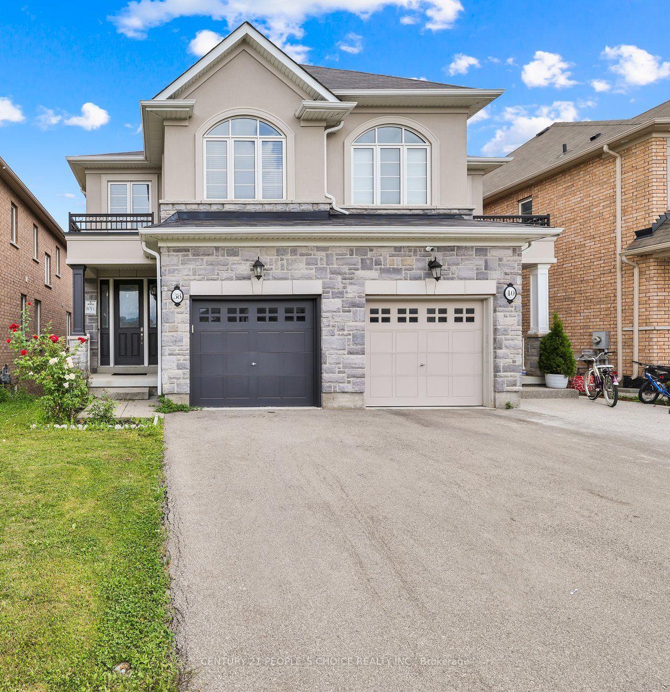 Photo 3 of 38 Narbonne Crescent, Hamilton, Stoney Creek Mountain — HOMEH