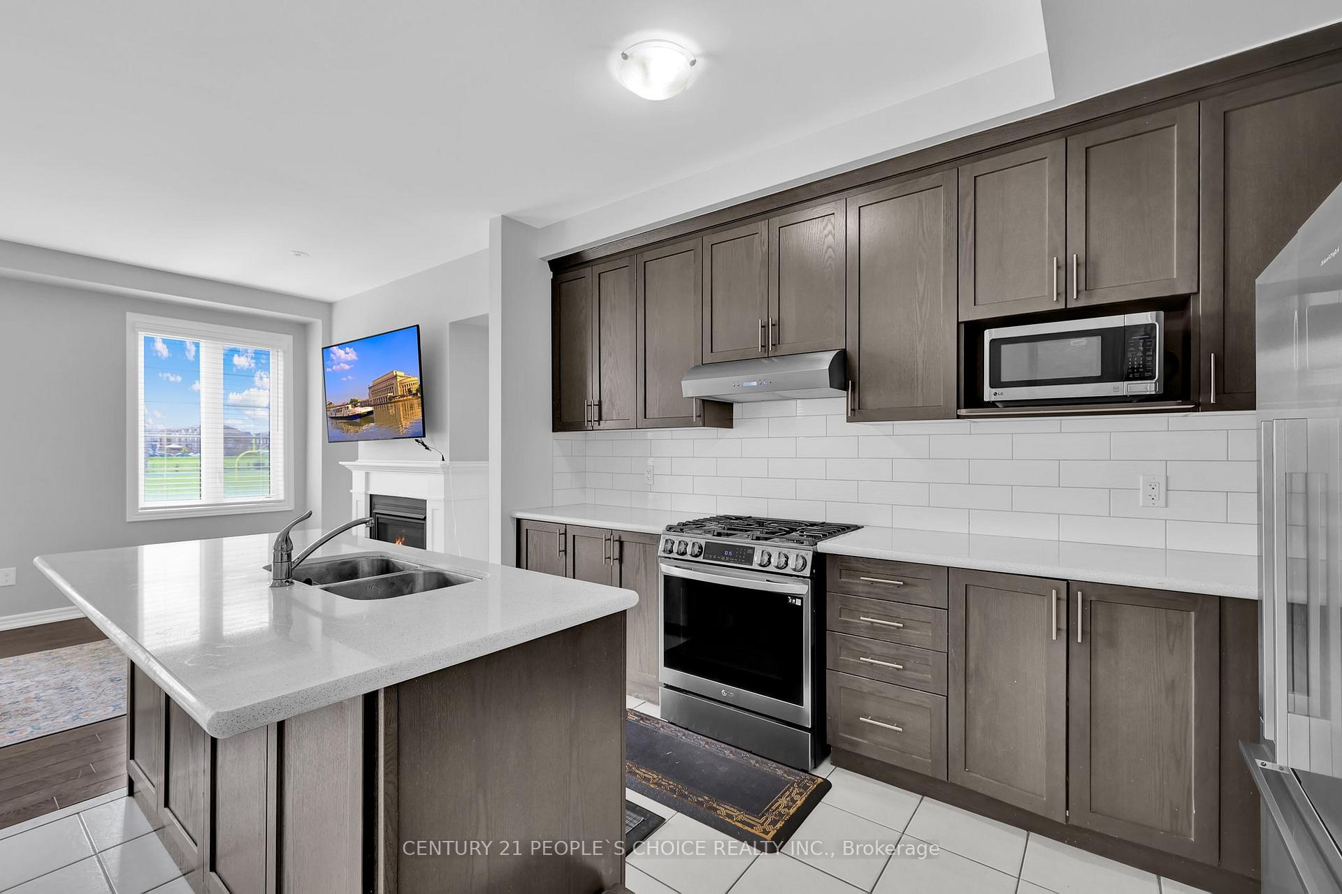 Photo 18 of 38 Narbonne Crescent, Hamilton, Stoney Creek Mountain — HOMEH