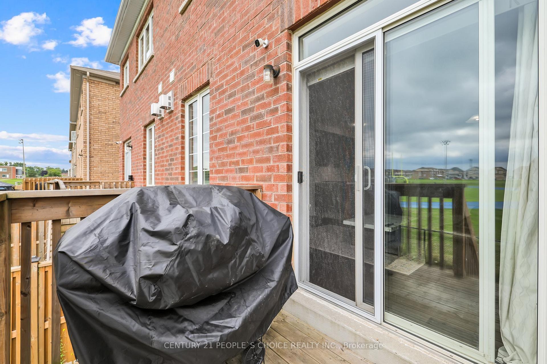 Photo 38 of 38 Narbonne Crescent, Hamilton, Stoney Creek Mountain — HOMEH
