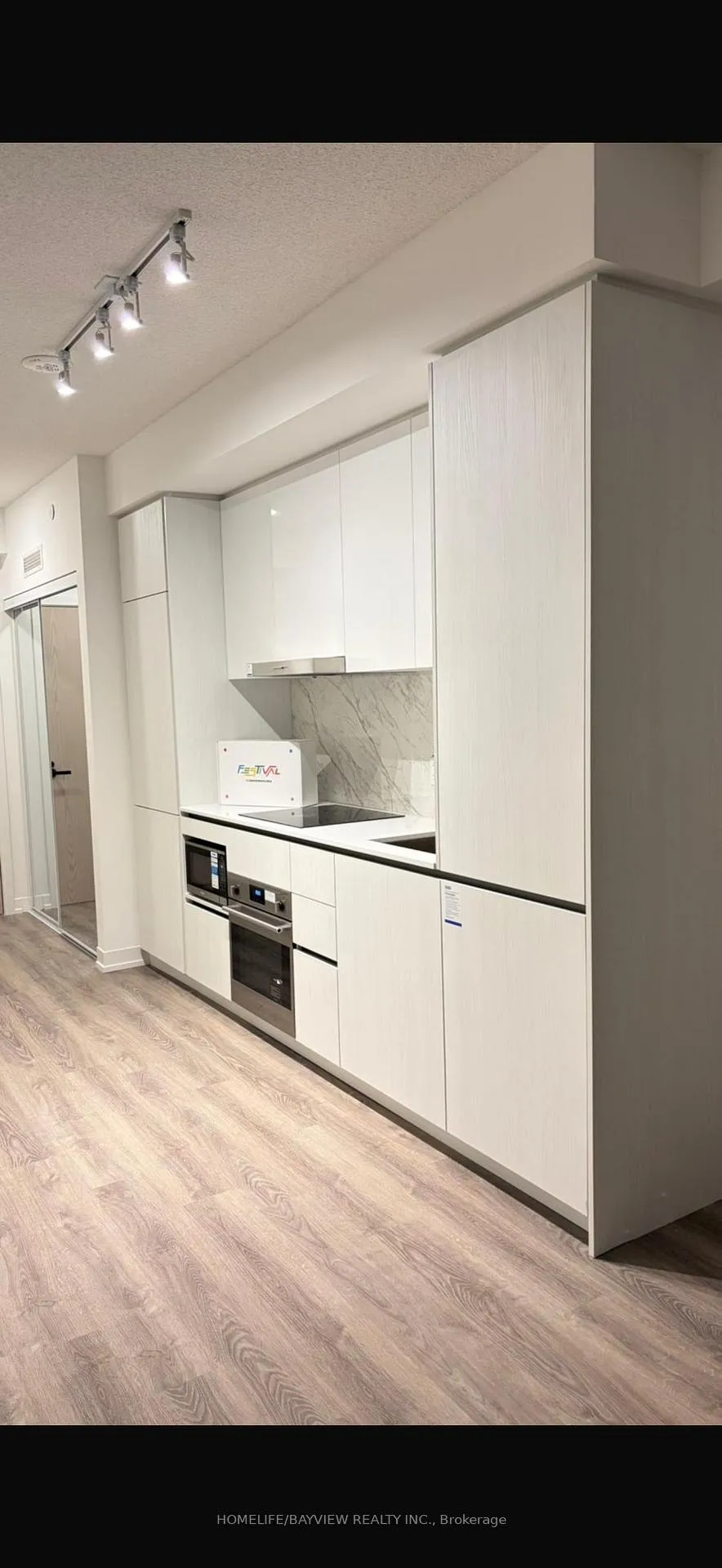 Photo 18 of Unit 1211, 8 Interchange Way, Vaughan, Vaughan Corporate Centre — HOMEH