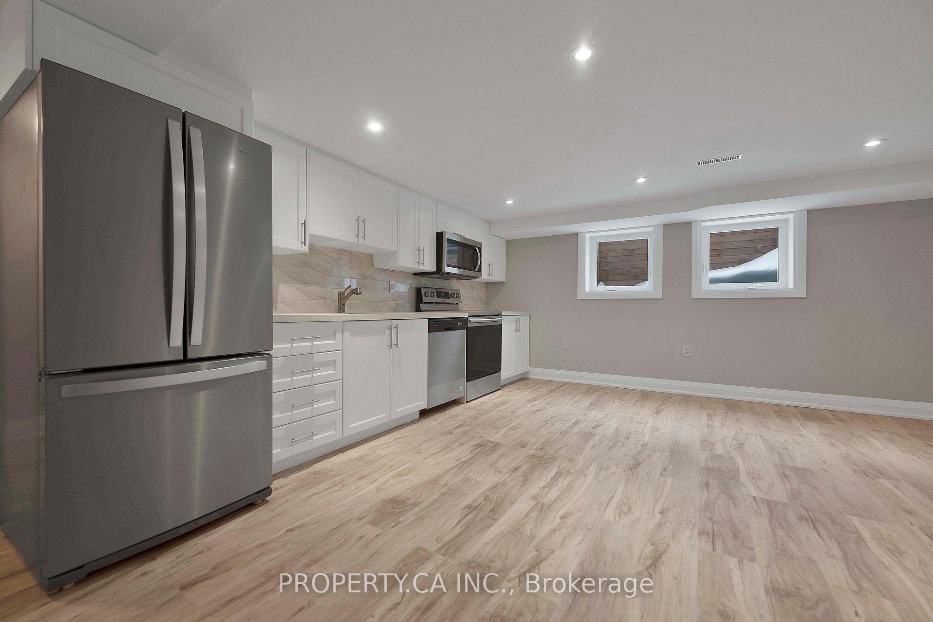 Photo 1 of Unit Lower, 17 Sable Drive, Hamilton, Ancaster — HOMEH